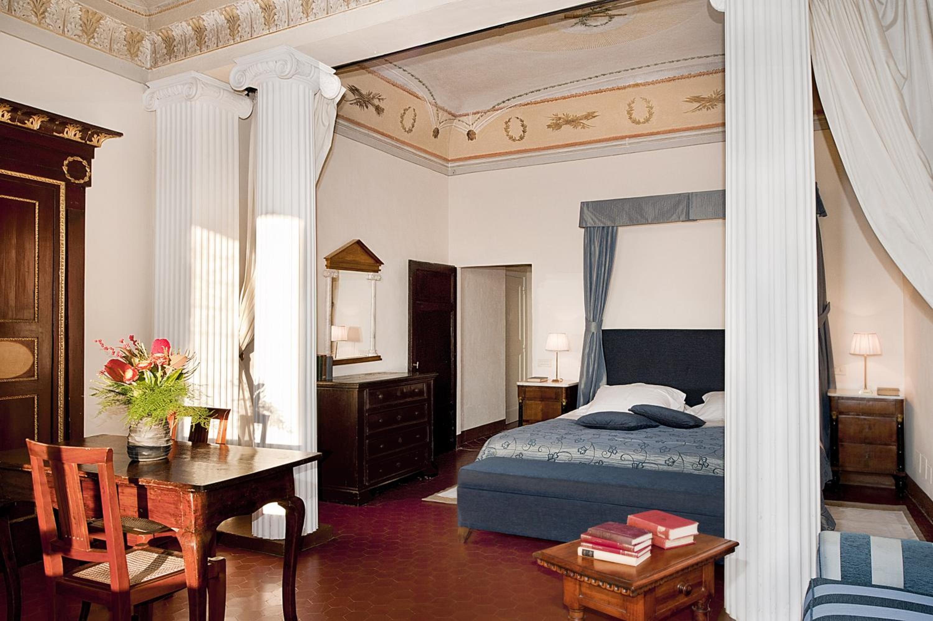 Deluxe Double Room - Photo 1
