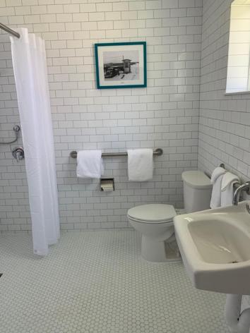 Double Room - Disability Access photo 3