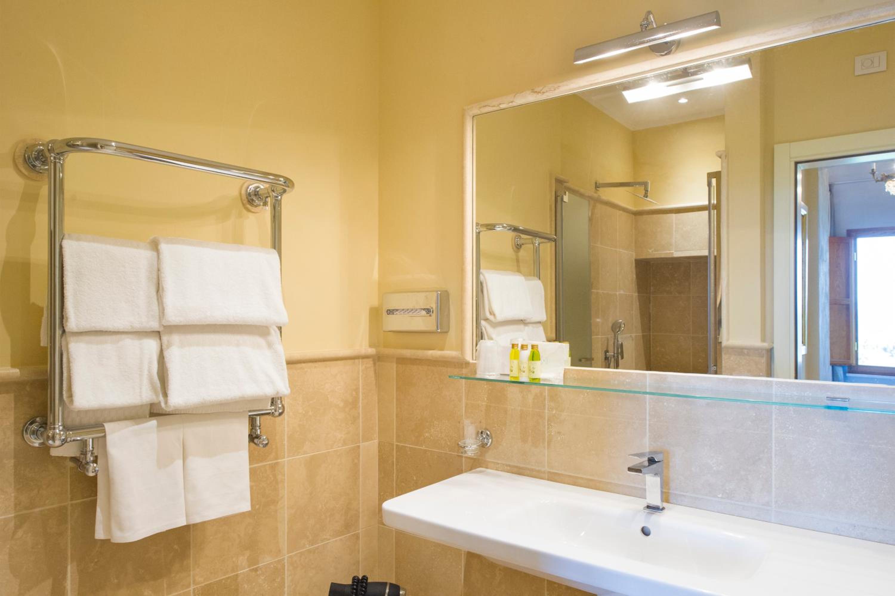 Superior Double Room with Garden View - Photo 5