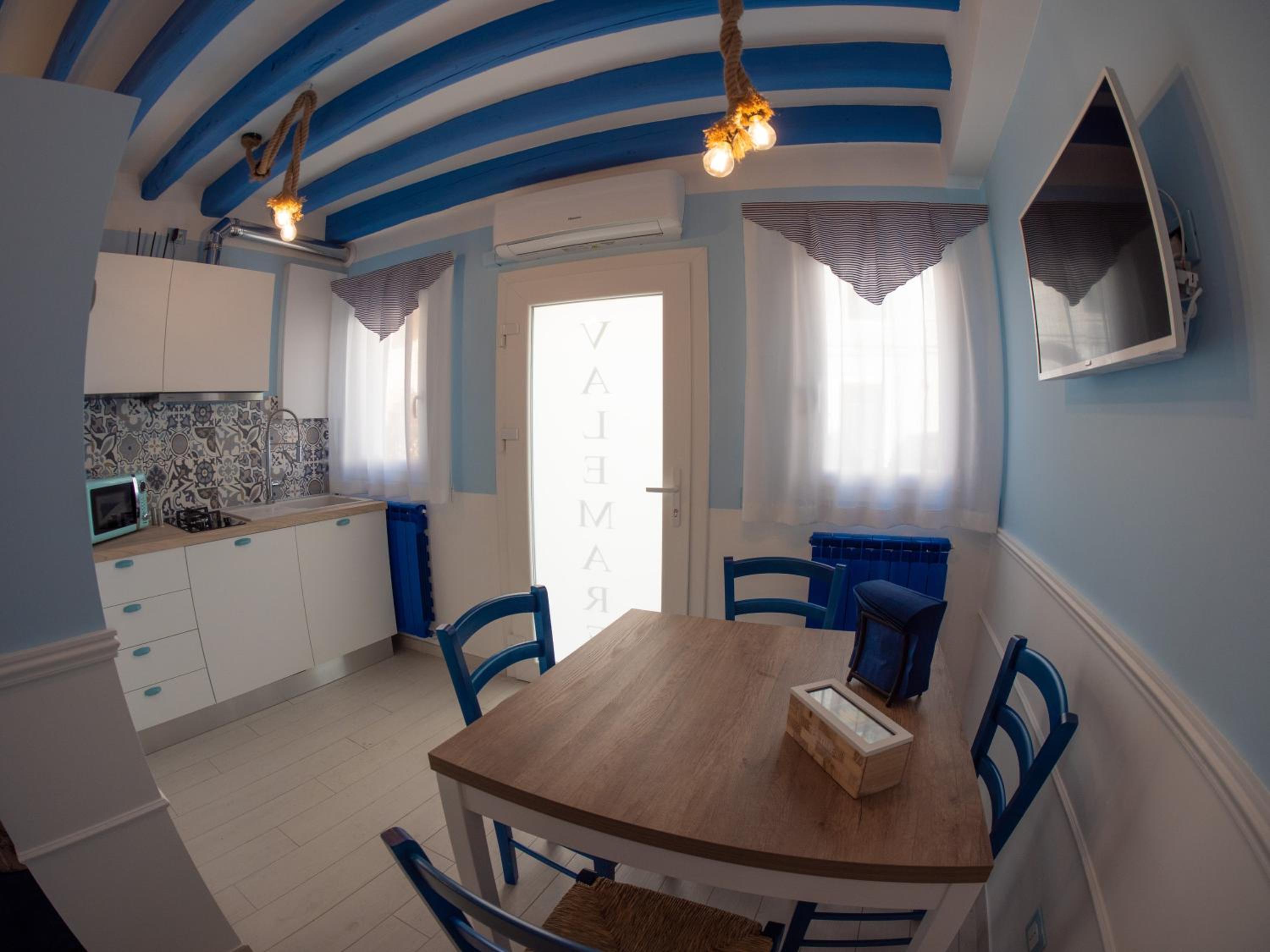 Apartment - Ground Floor photo 2