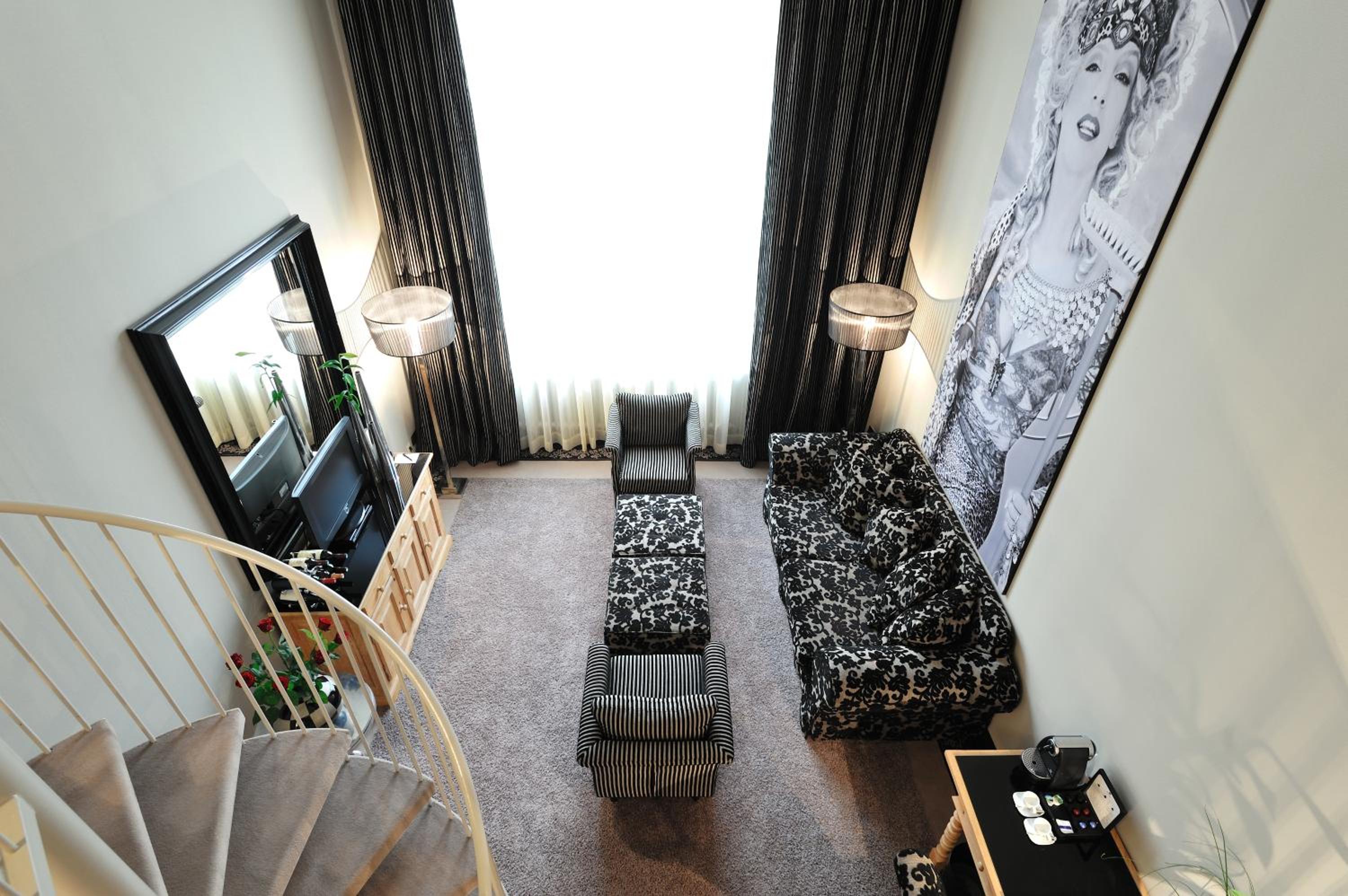 Junior Suite - Photo 2