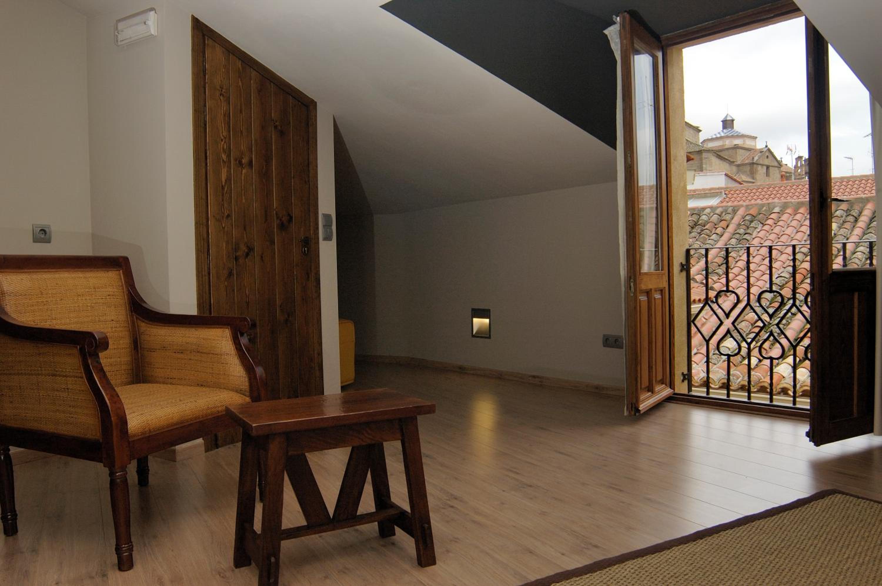 Habitación Queen con Balcón