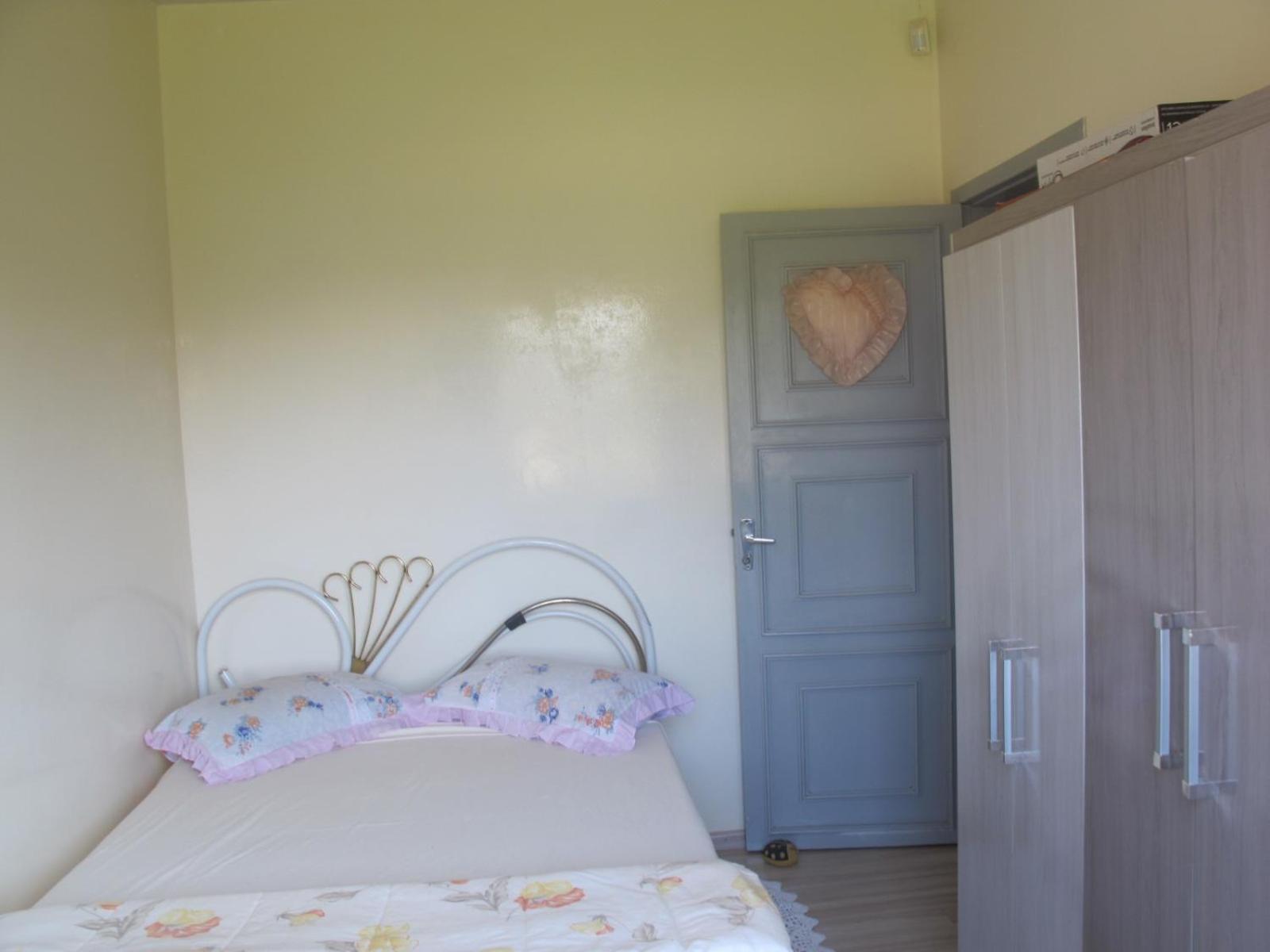 Standard Double Room With Shared Bathroom photo 3