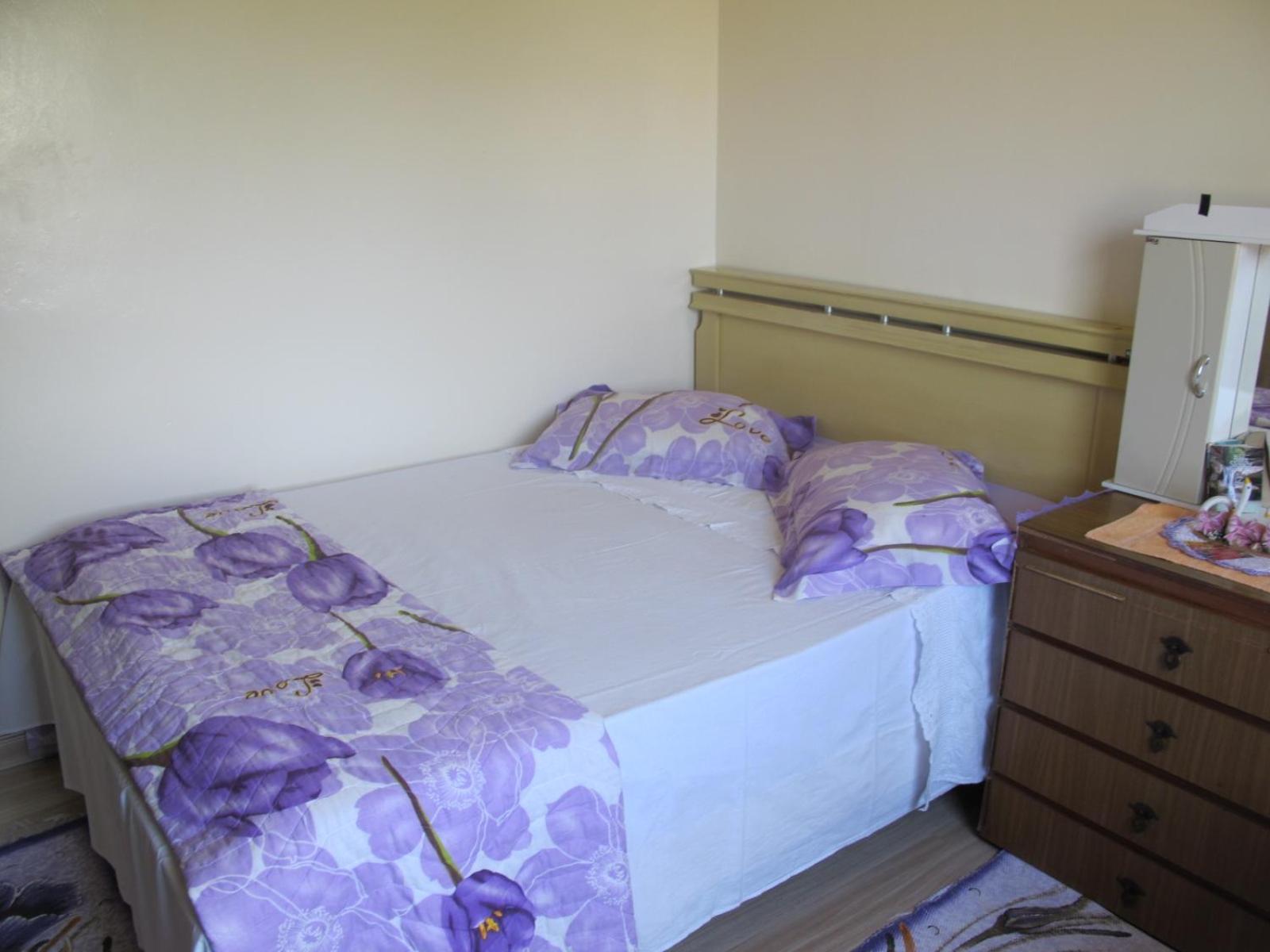 Standard Double Room With Shared Bathroom photo 3
