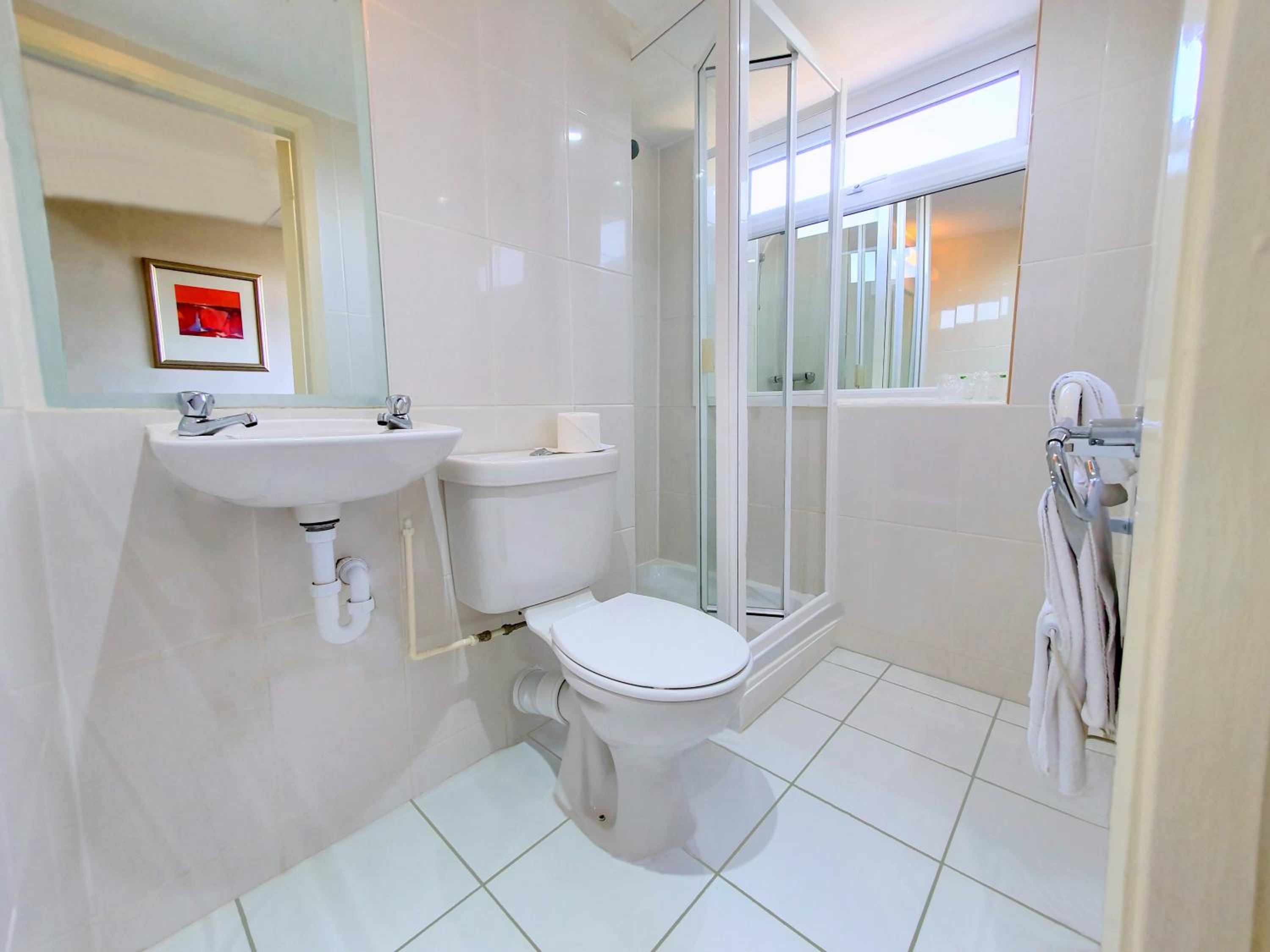 Standard Double Room - Photo 2