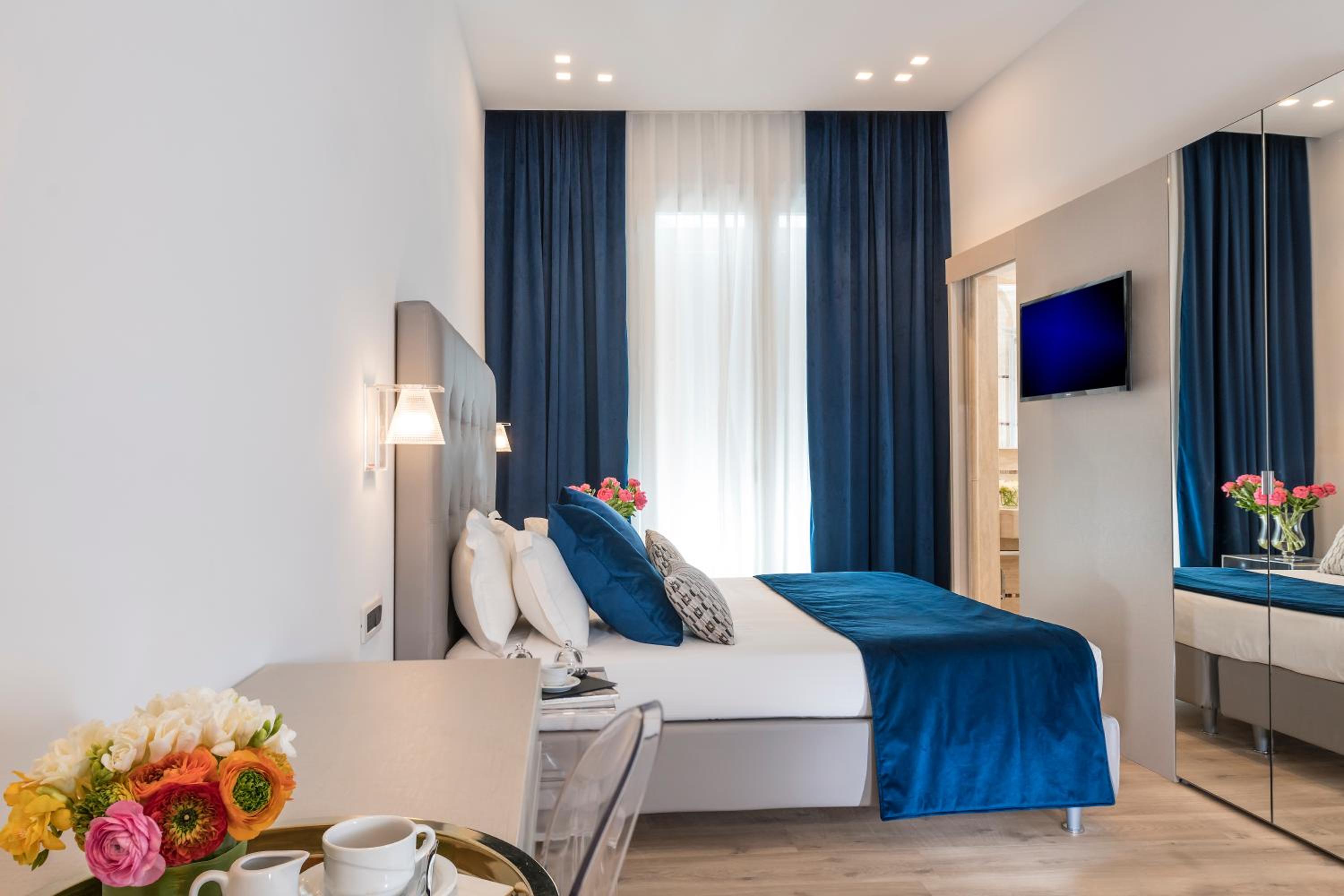 Standard Double or Twin Room photo 2