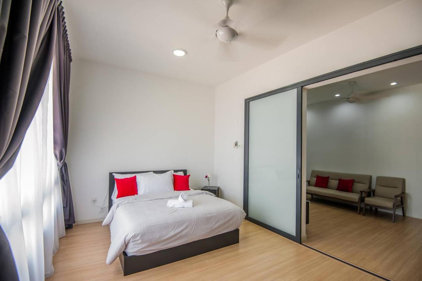 Studio Apartment photo 3