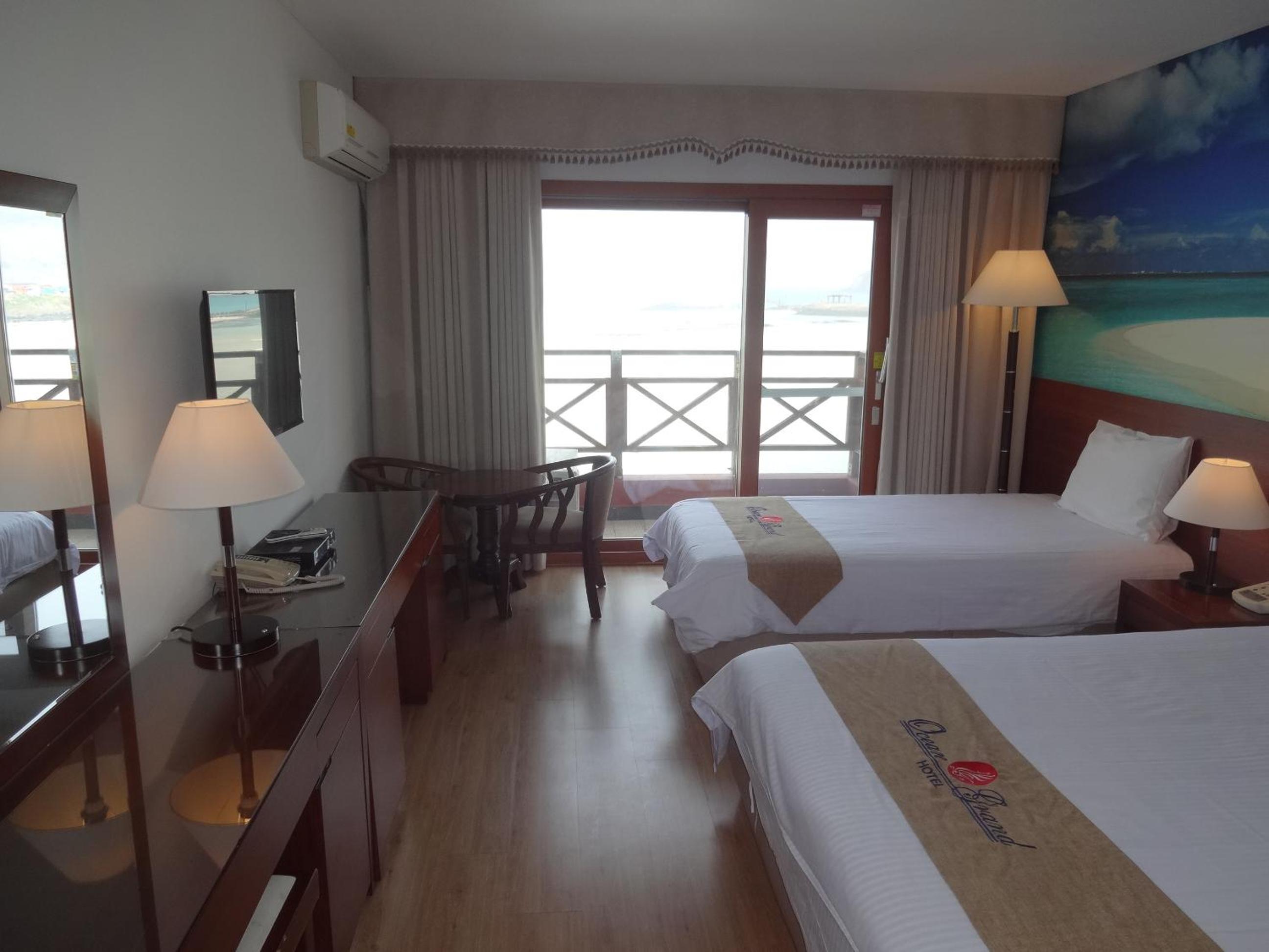 Special Offer - Deluxe Twin Room with Sea View - Photo 2