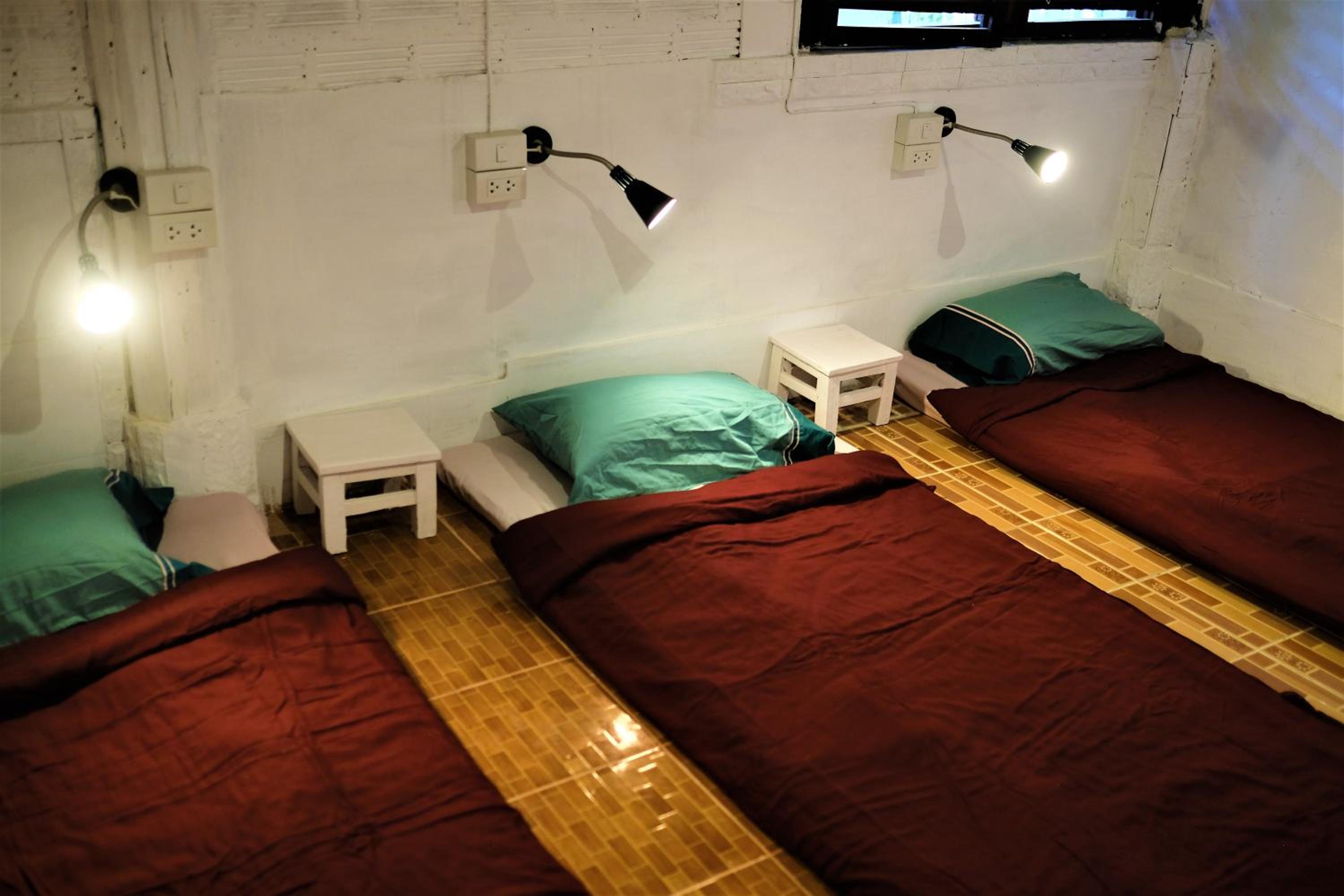 Bunk Bed In Mixed Dormitory Room photo 1