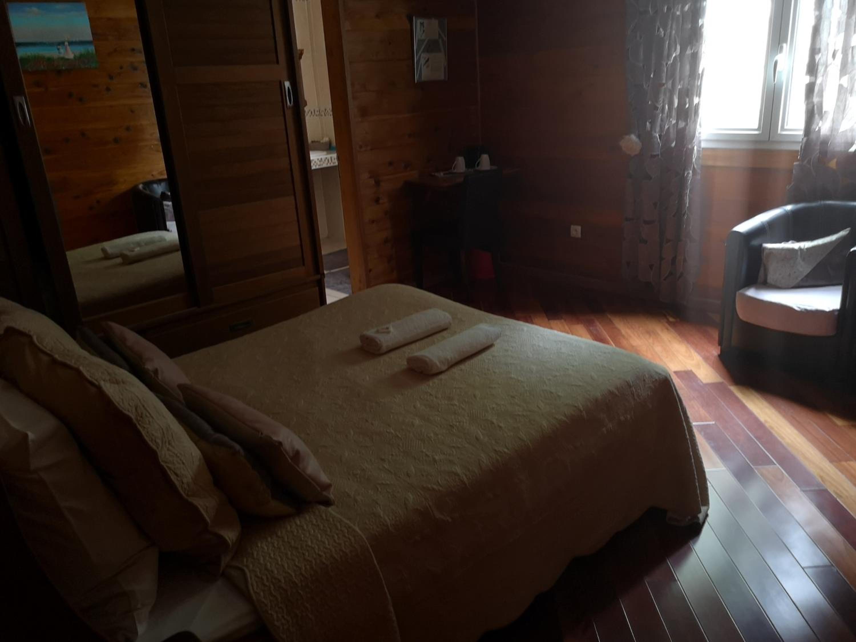 Double Room - Photo 4