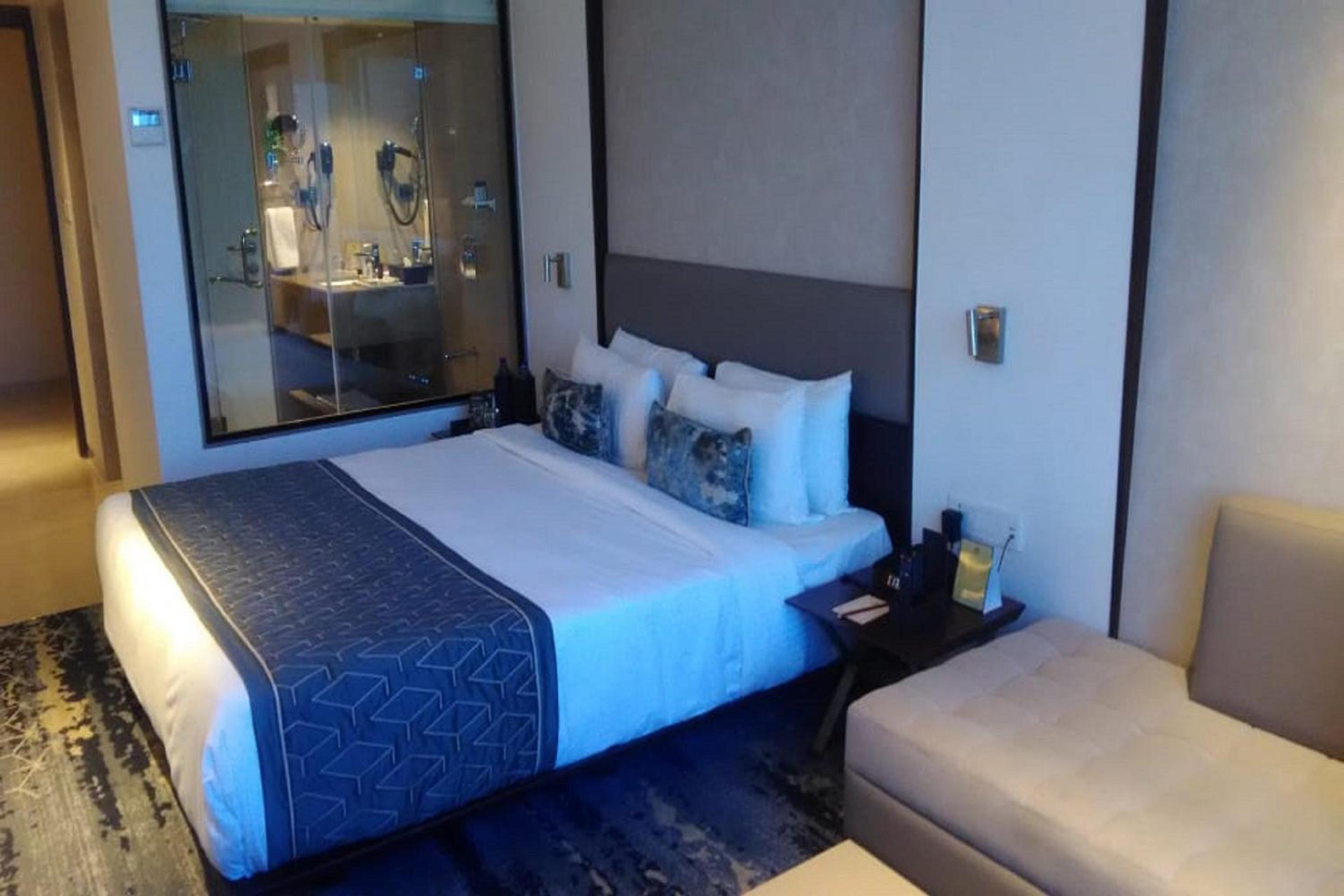 Premium Room with Bathtub Premium Room with Bathtub