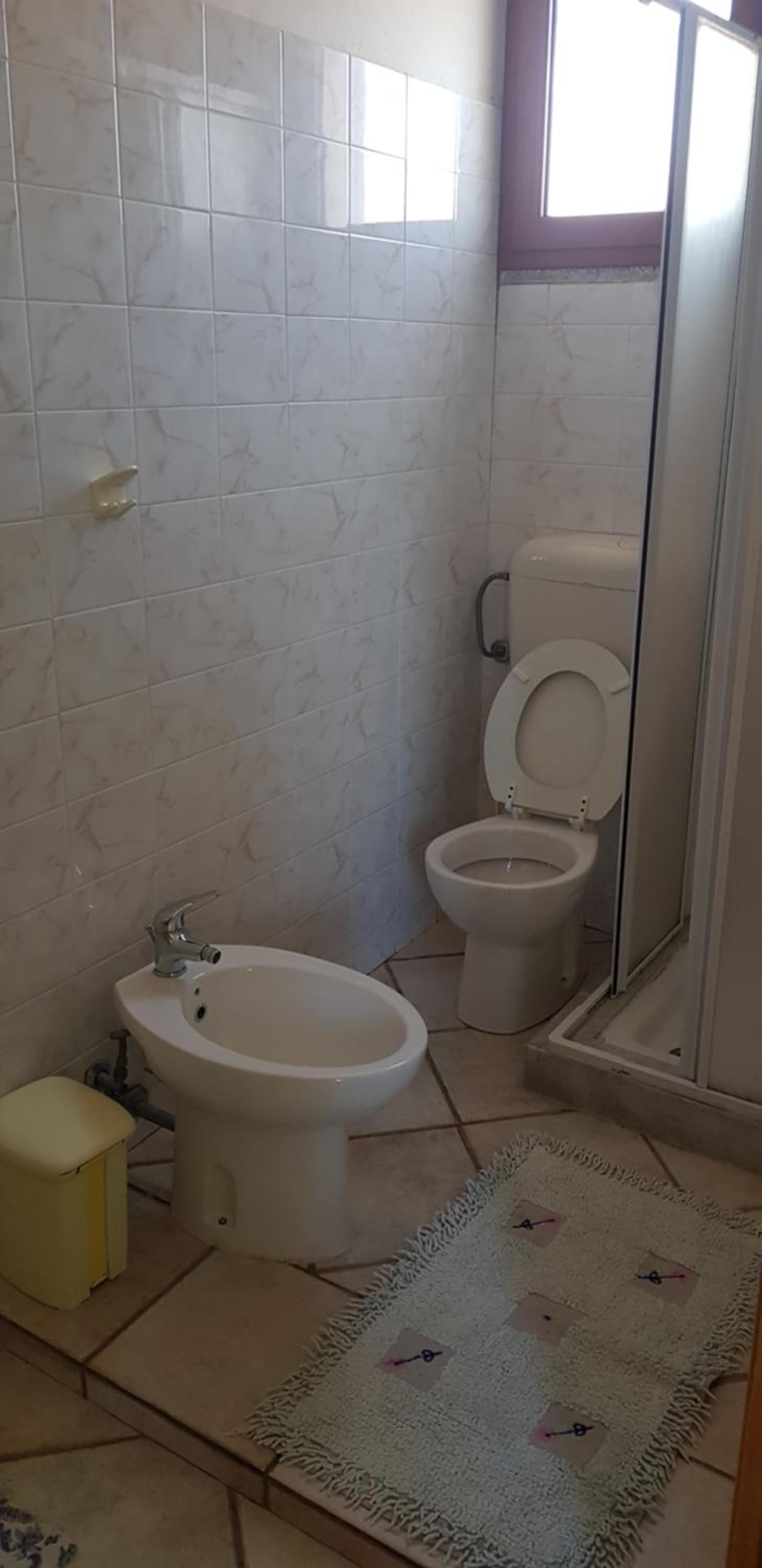 Family Room with Private Bathroom photo 2