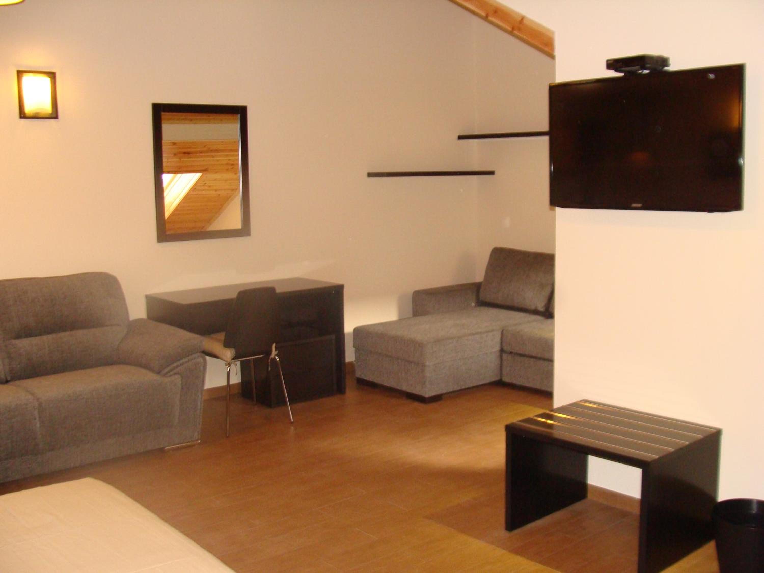 Apartment with Land View photo 3