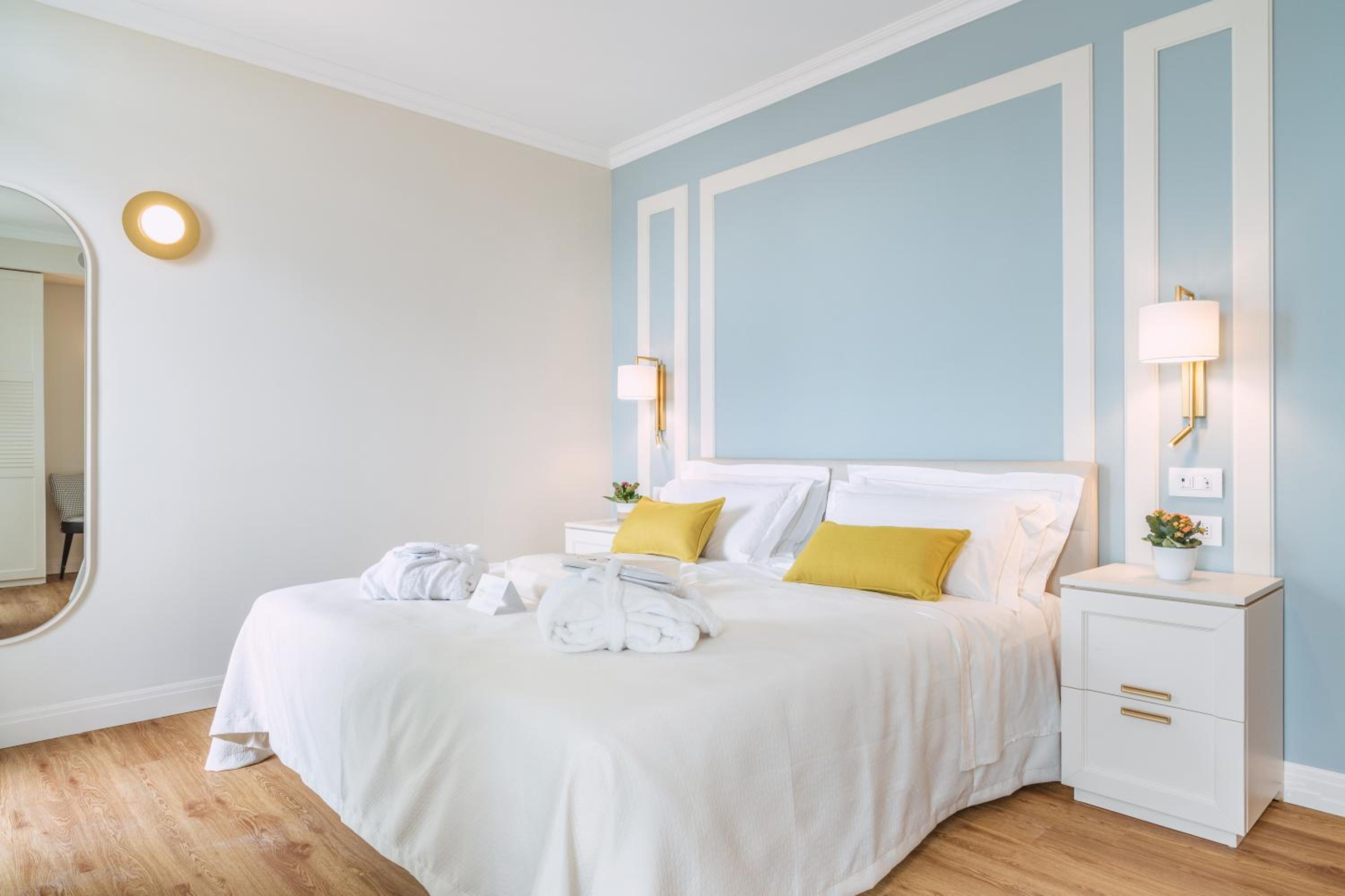 Chambre Double ou Lits Jumeaux Supérieure avec Terrasse - Vue sur Lac
