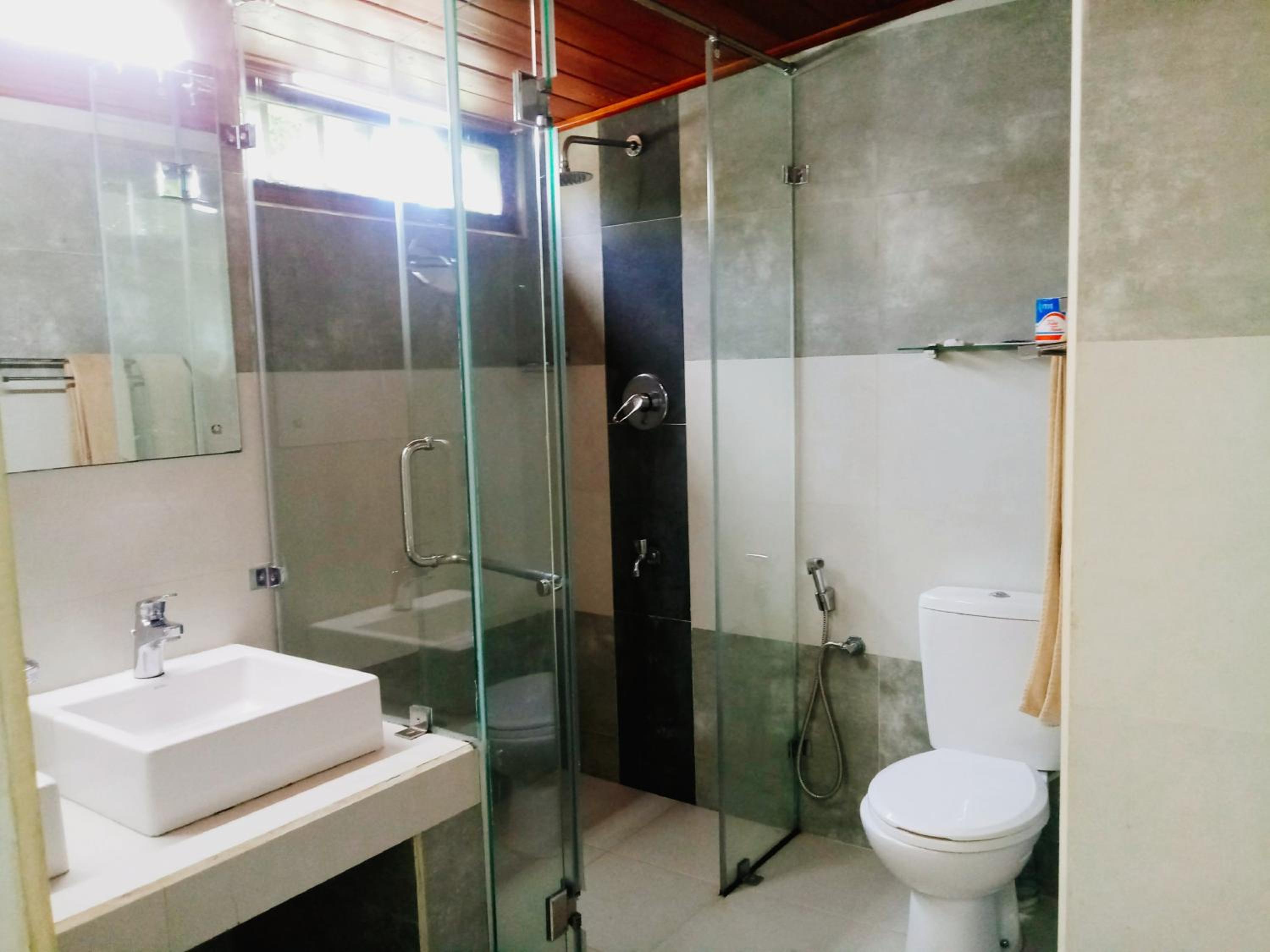 Standard Double Room - Photo 2