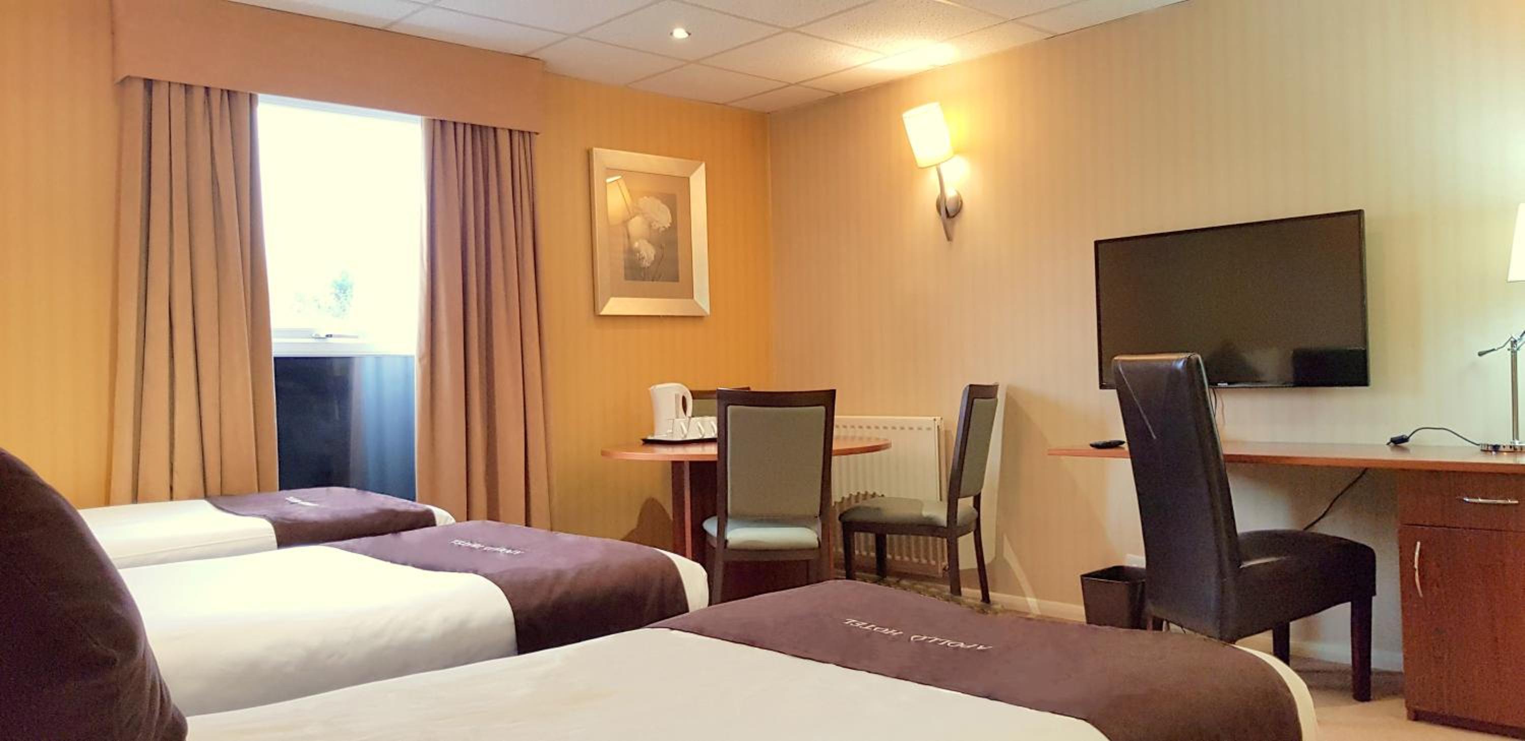 Suite (5 Beds) - Photo 5