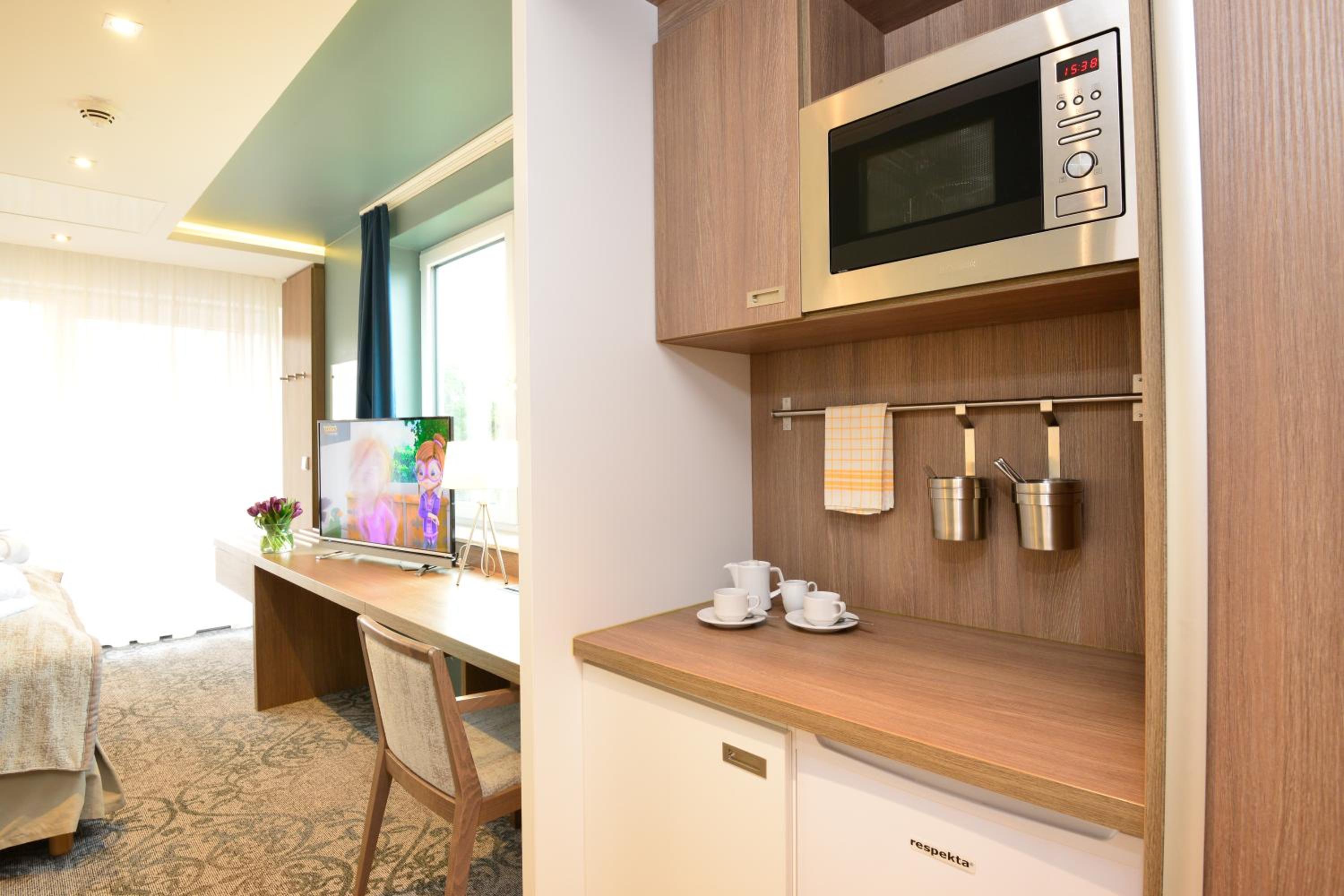 Comfort Double Room thumbnail 6