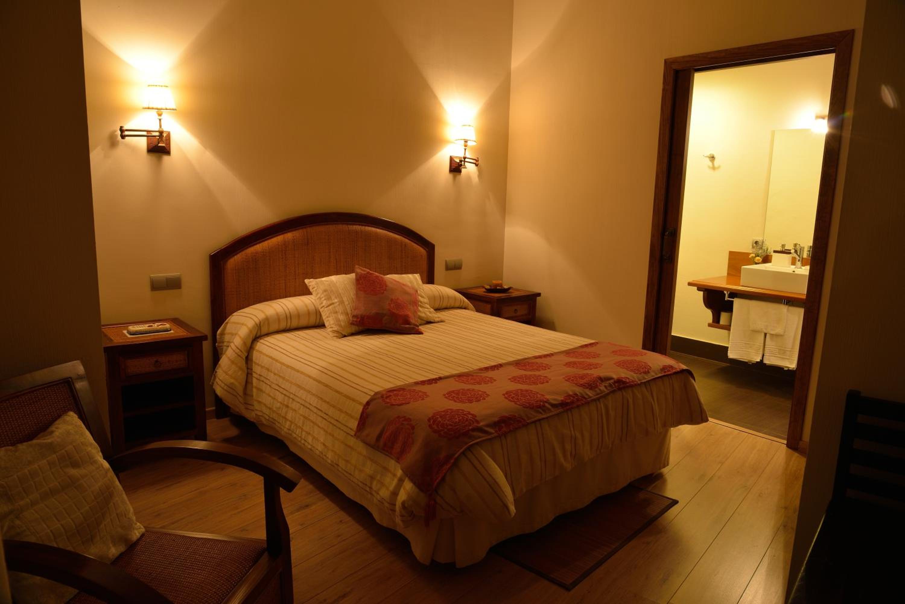 Double or Twin Room photo 2