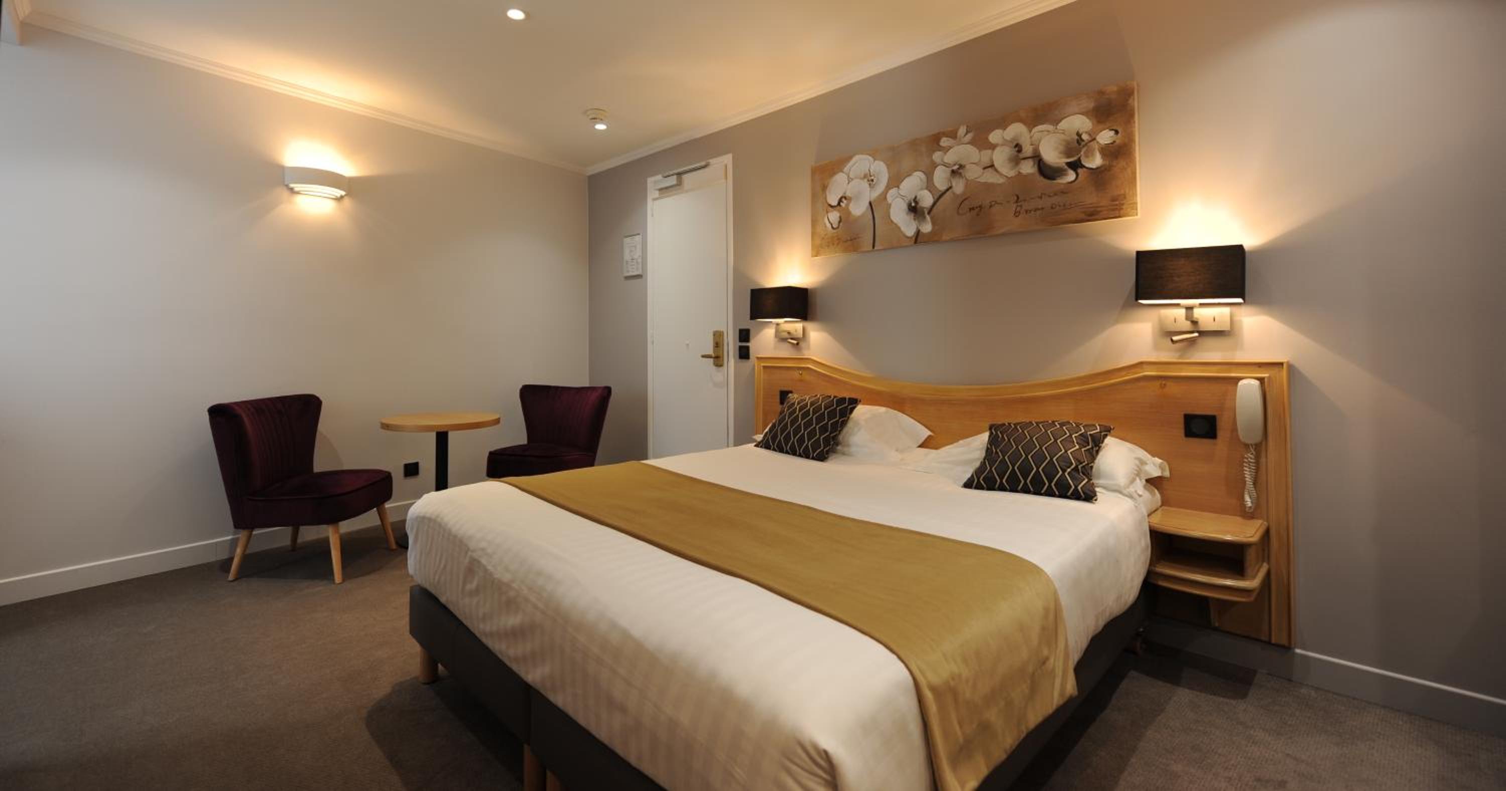 Deluxe Double Room photo 3