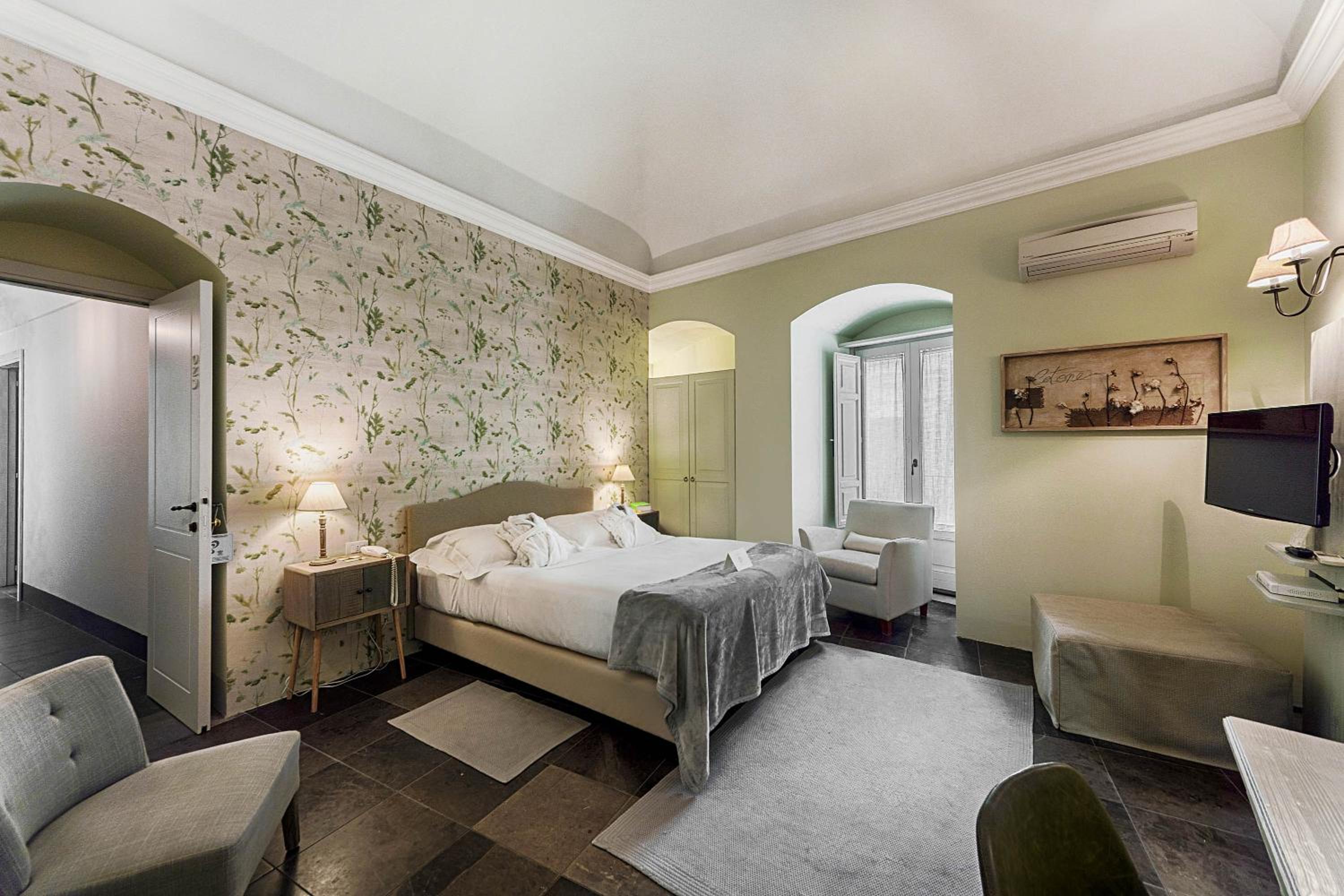 Superior Double Room - Photo 7