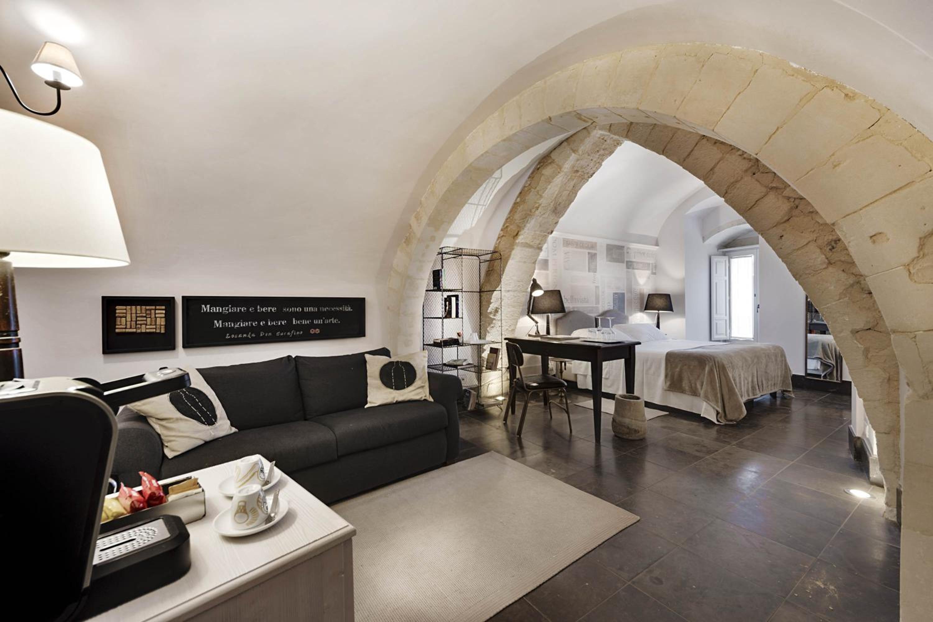 Junior Suite - Photo 1