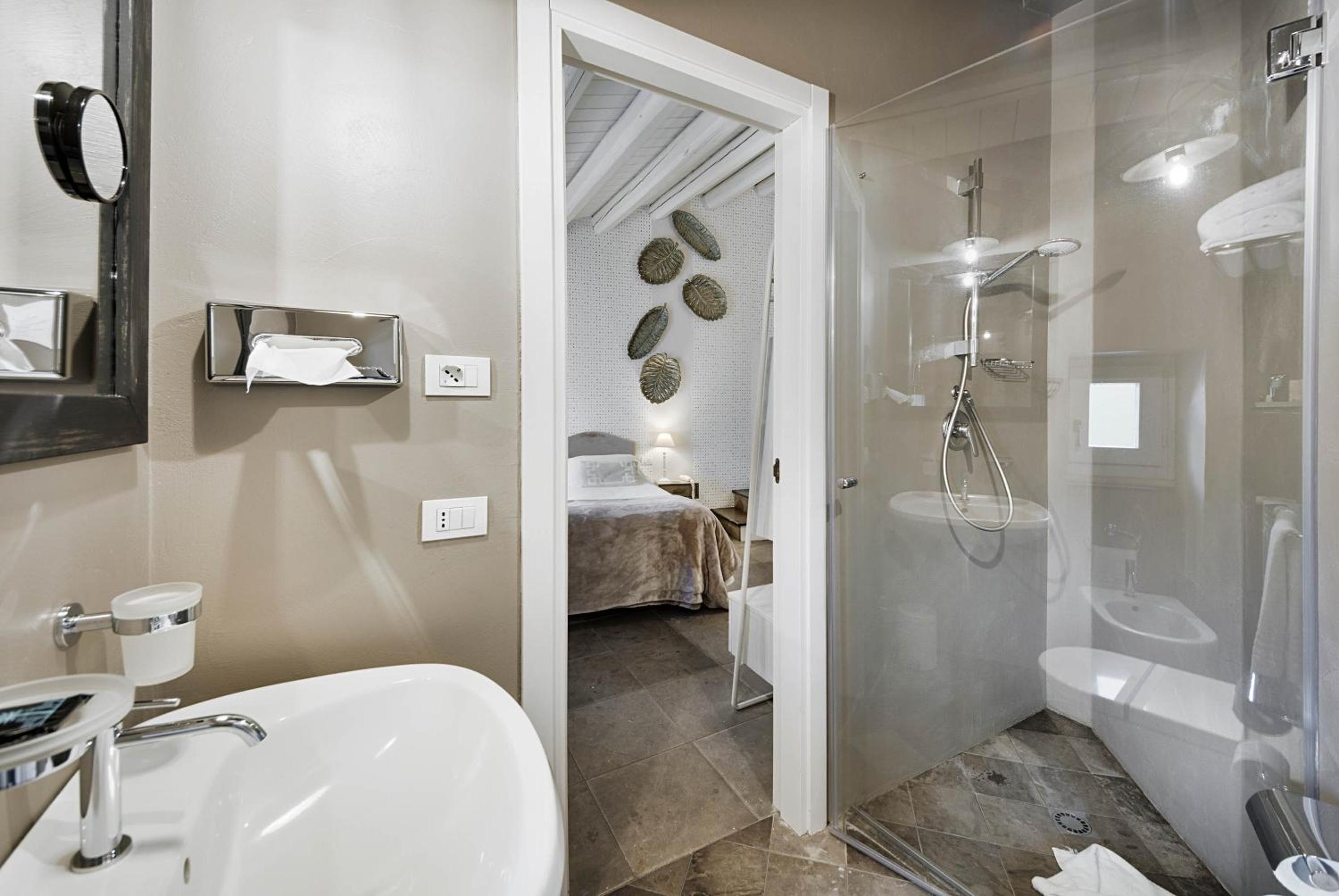Junior Suite - Photo 5