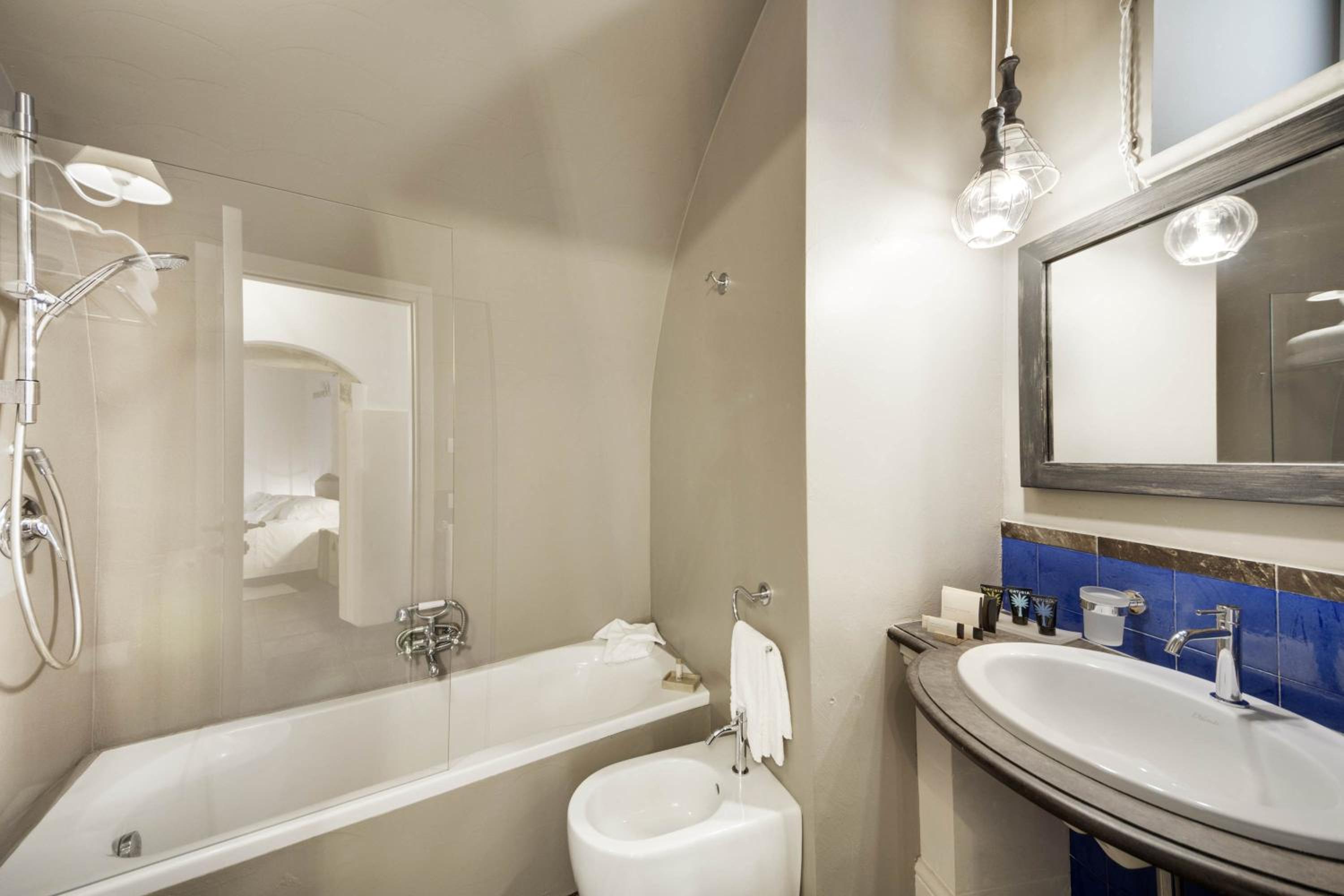 Junior Suite - Photo 24