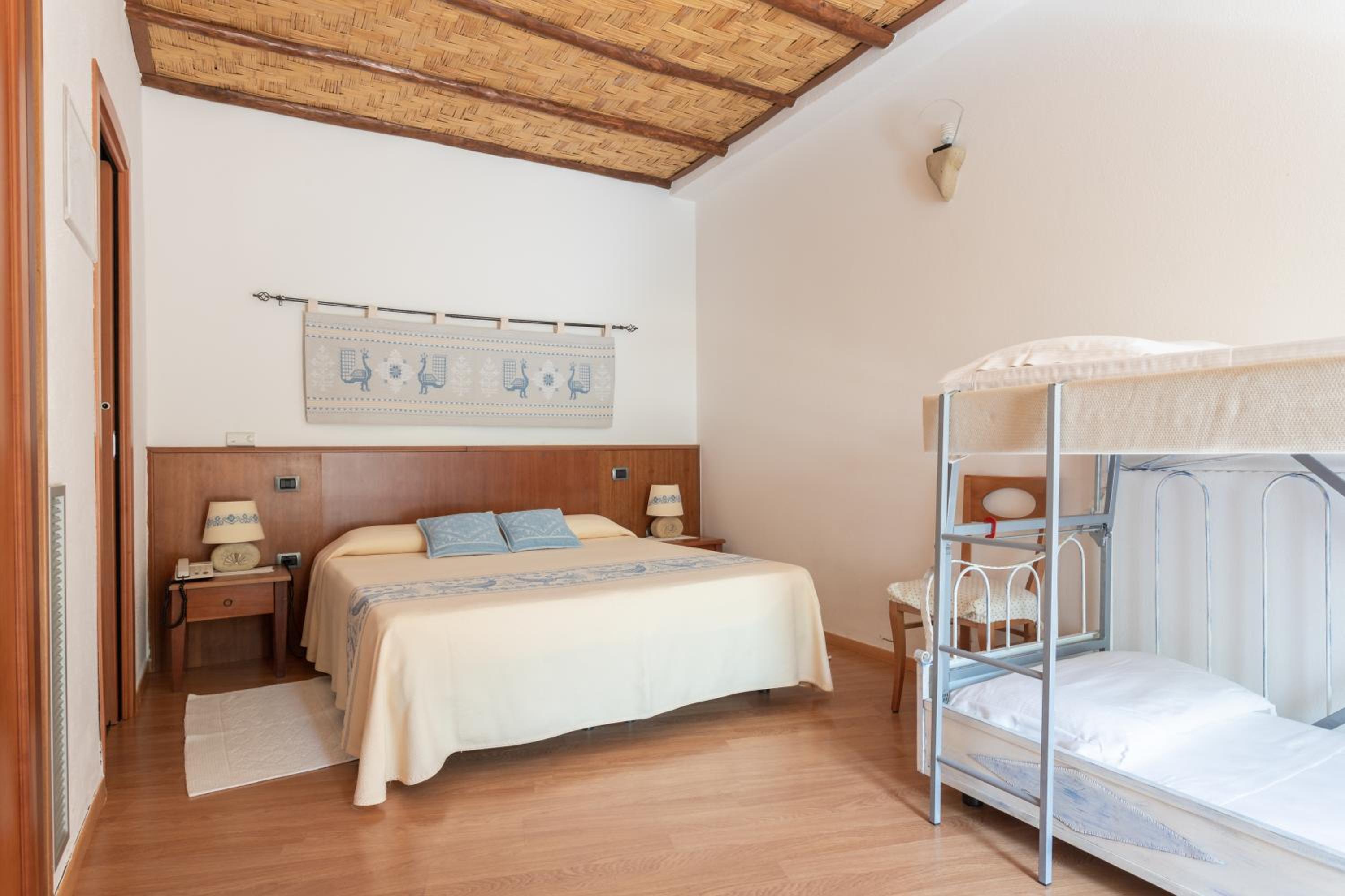 Quadruple Room photo 2