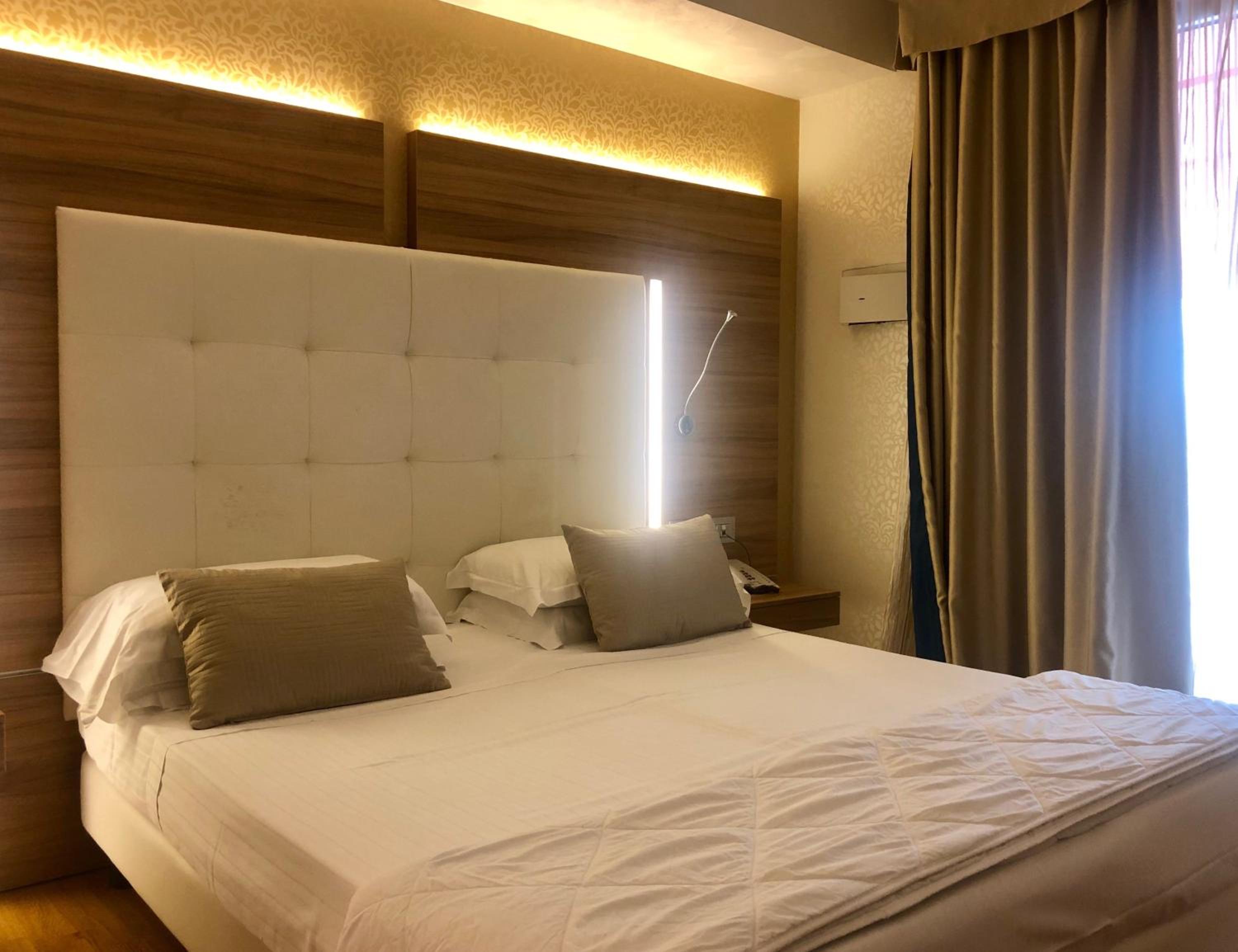 Standard Double Room with Window and Partial Lake View