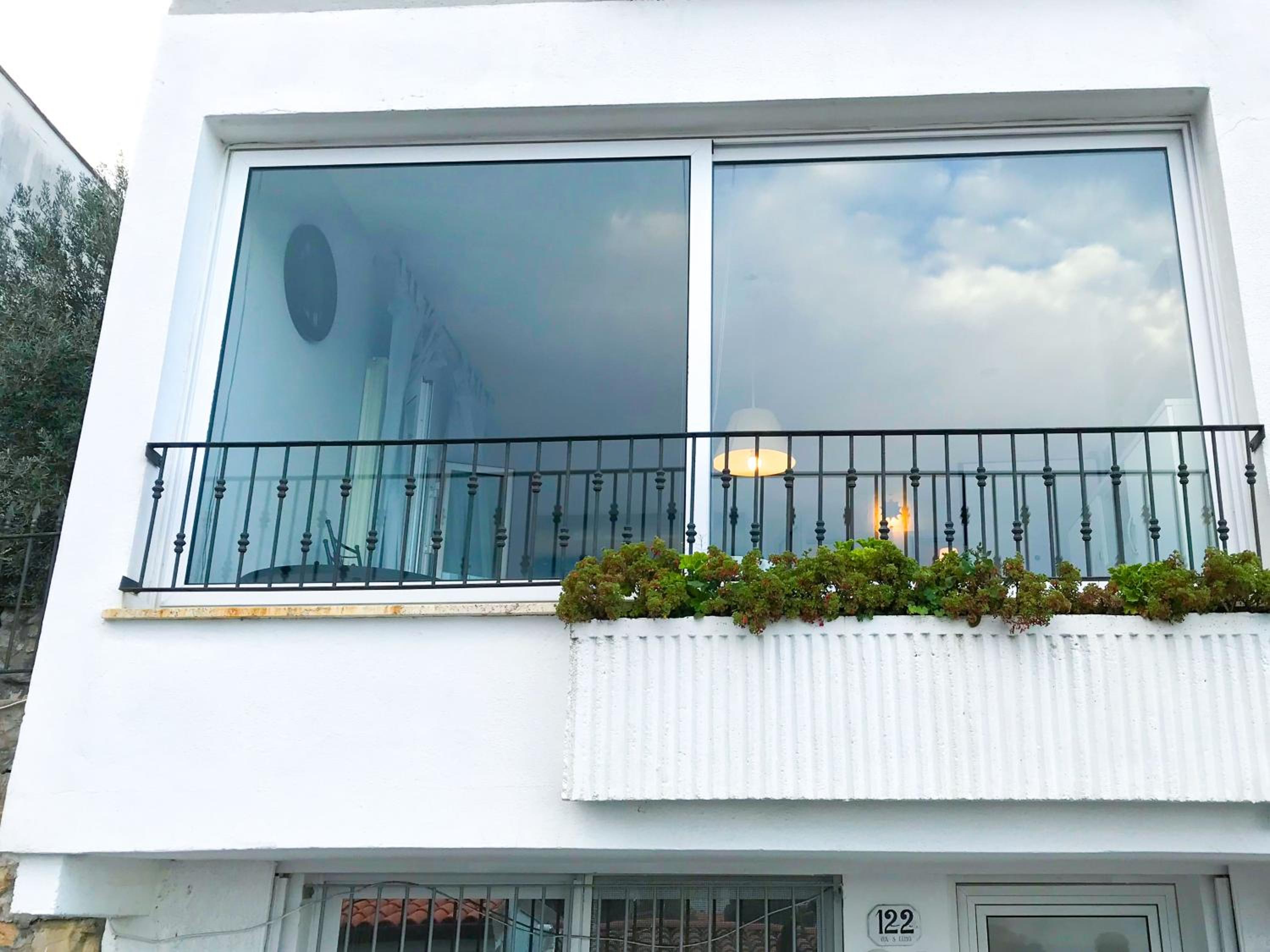 Apartment with Sea View photo 2