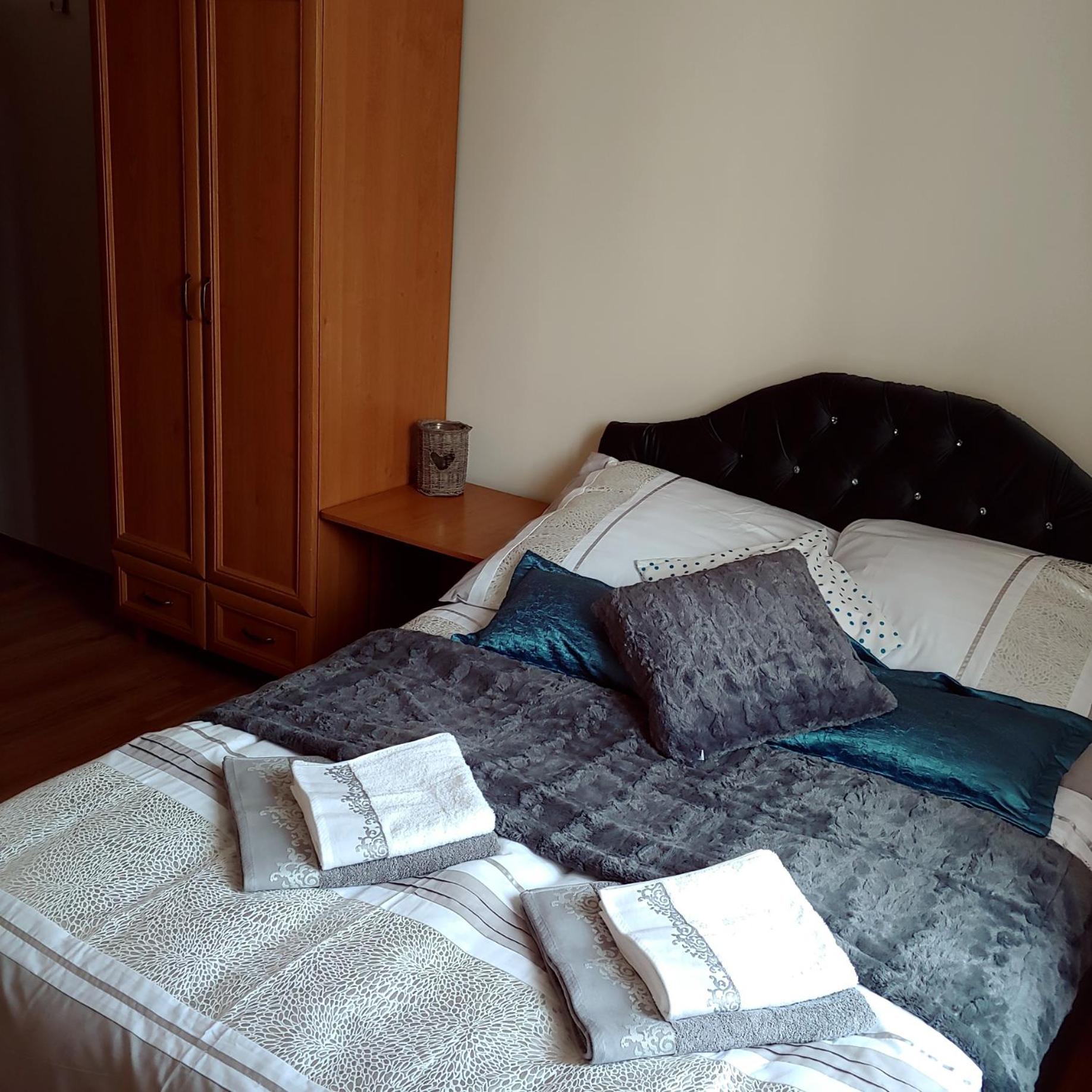 Double Room with Private Bathroom photo 3