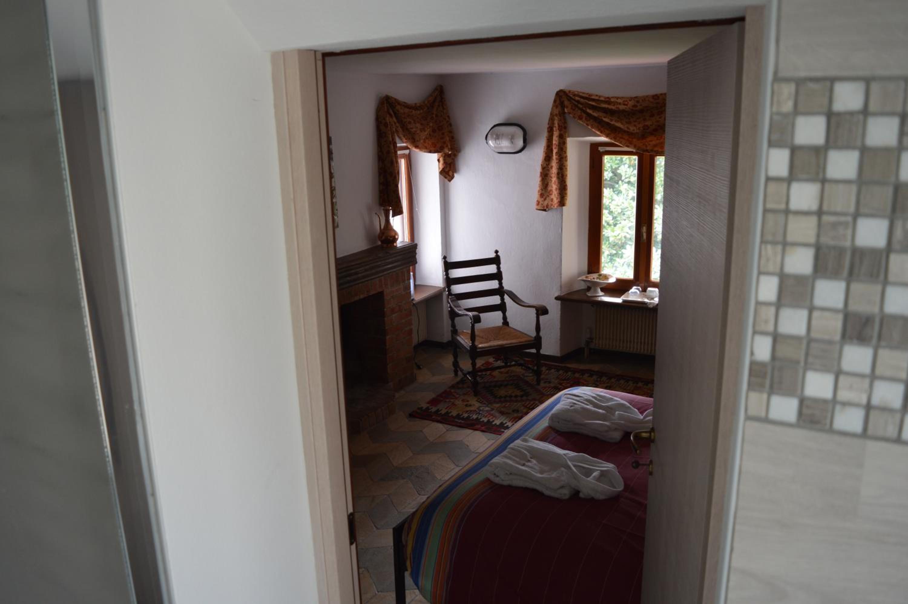 Double Room with Patio - Photo 4