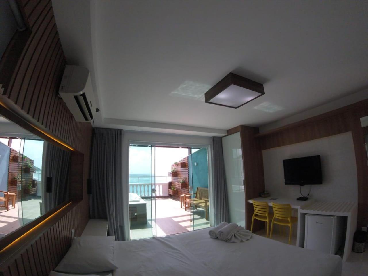 Master Suite with Sea View thumbnail 6