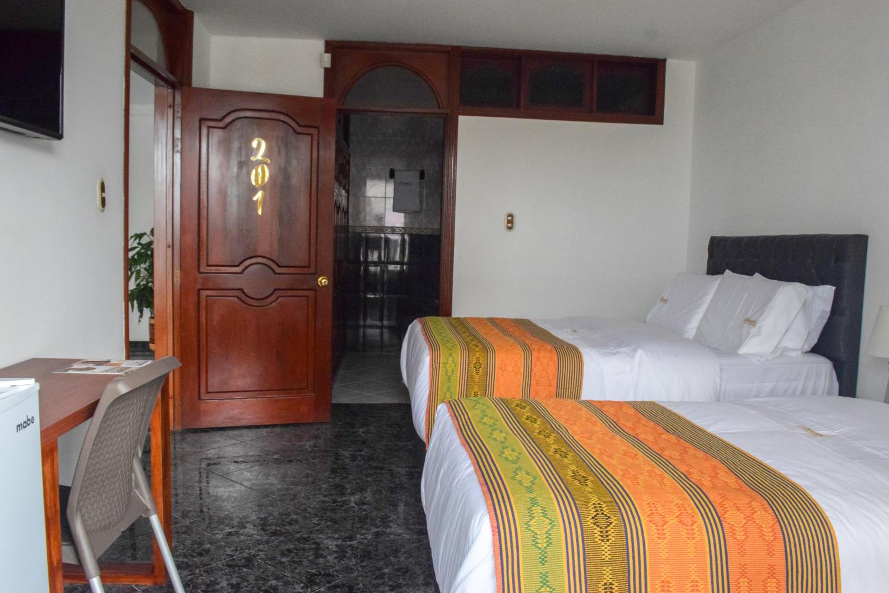 Deluxe Double Or Twin Room photo 1