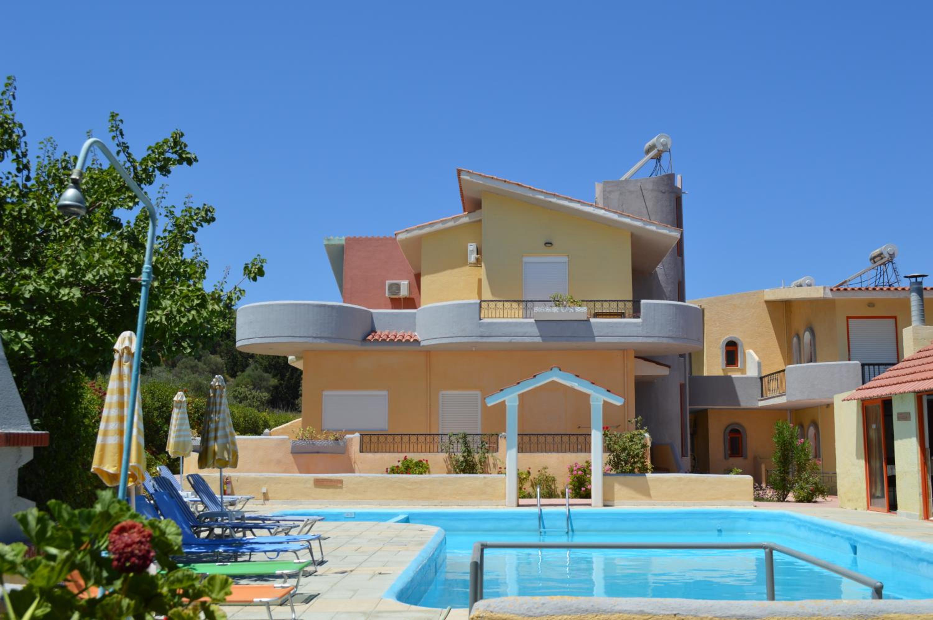 Apartment with Terrace (4 Adults) photo 2
