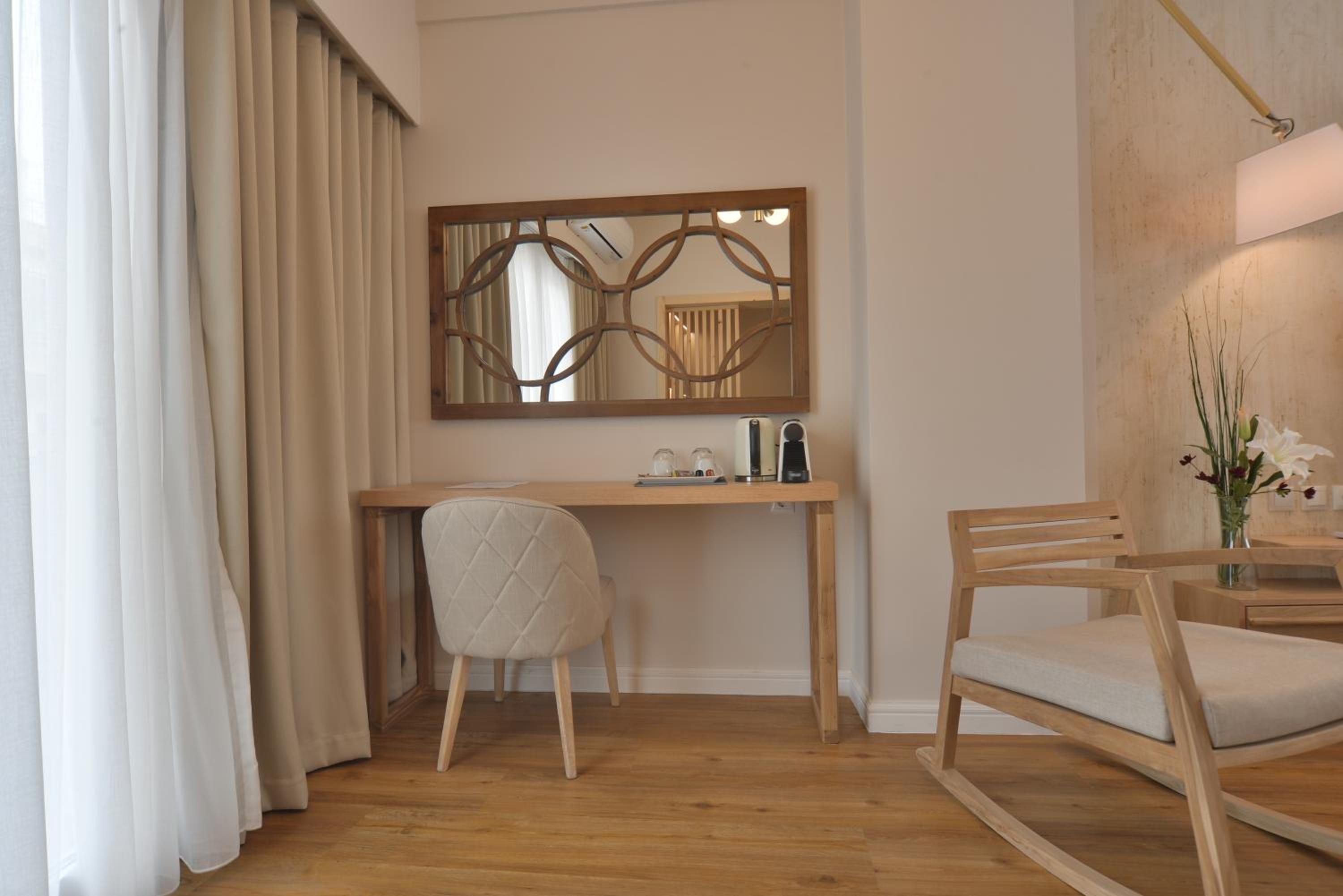 Suite with Hammam  and Acropolis View photo 3
