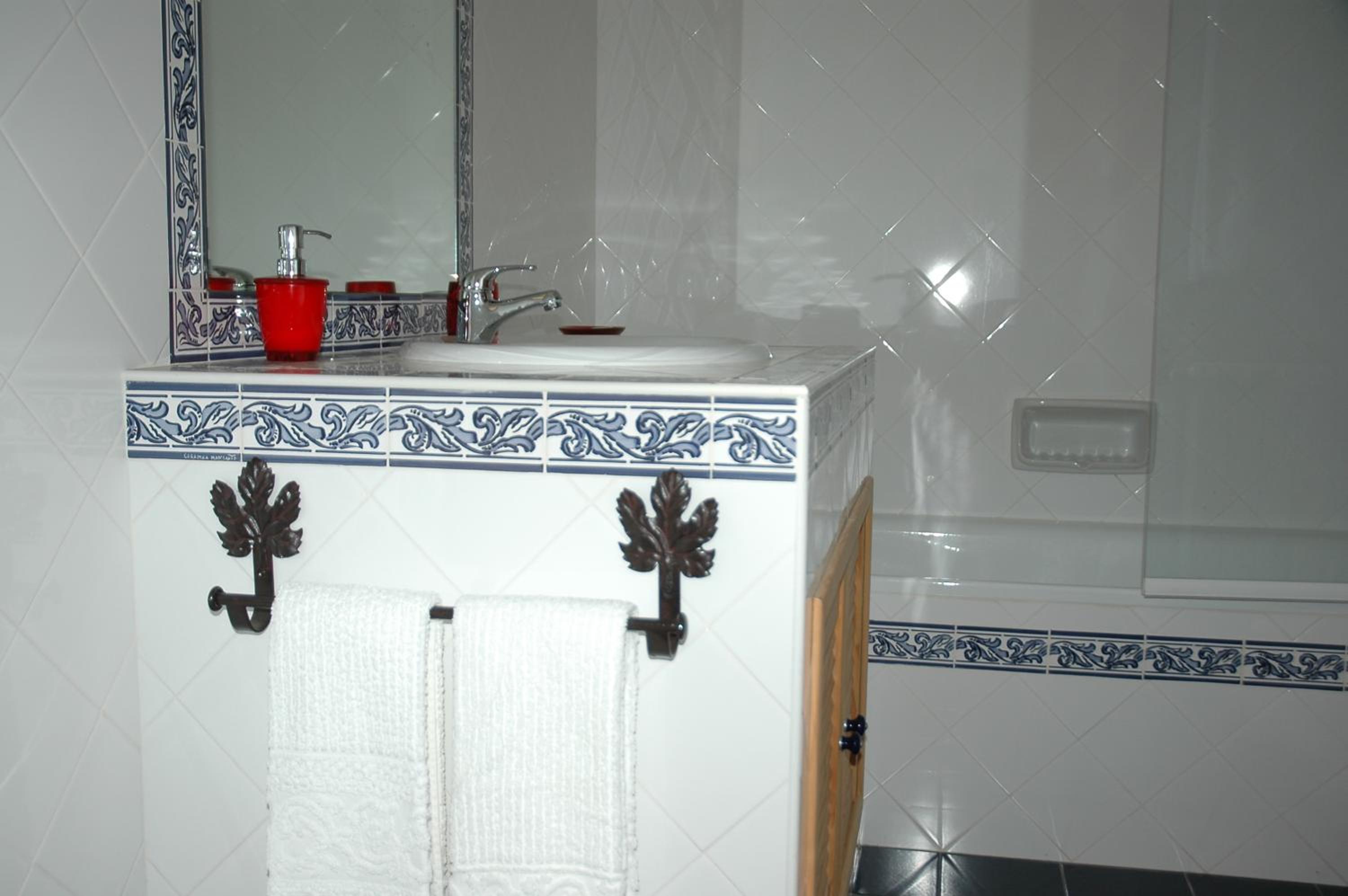 Two-Bedroom House photo 2