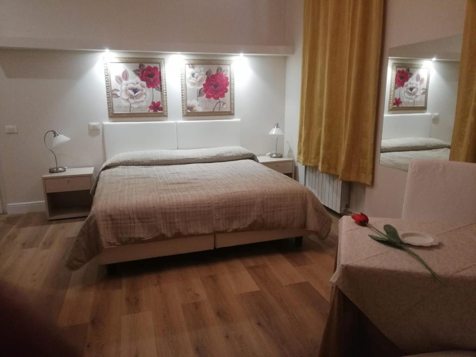 Double Room with Balcony photo 1