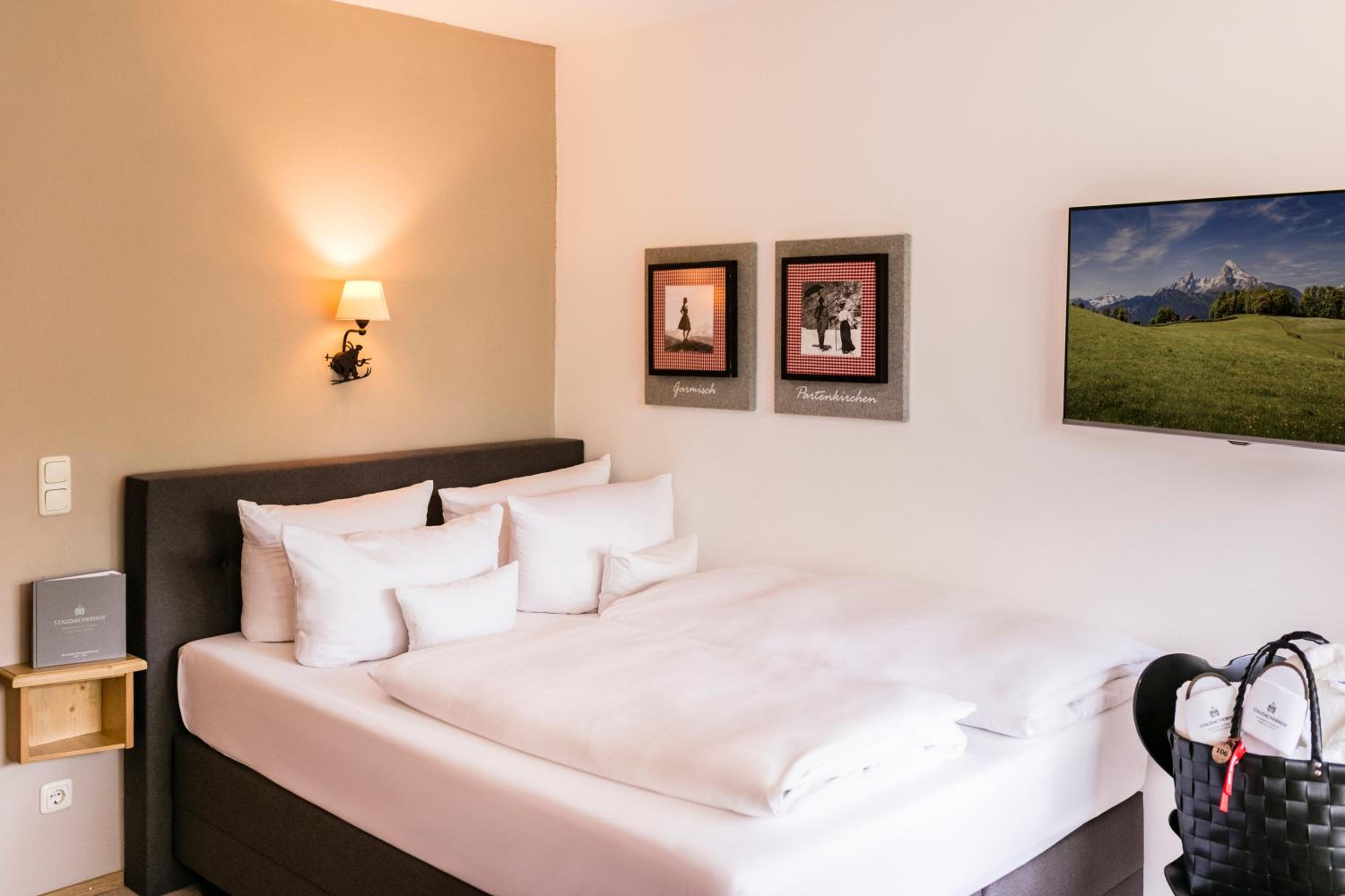 Small Double Room photo 2