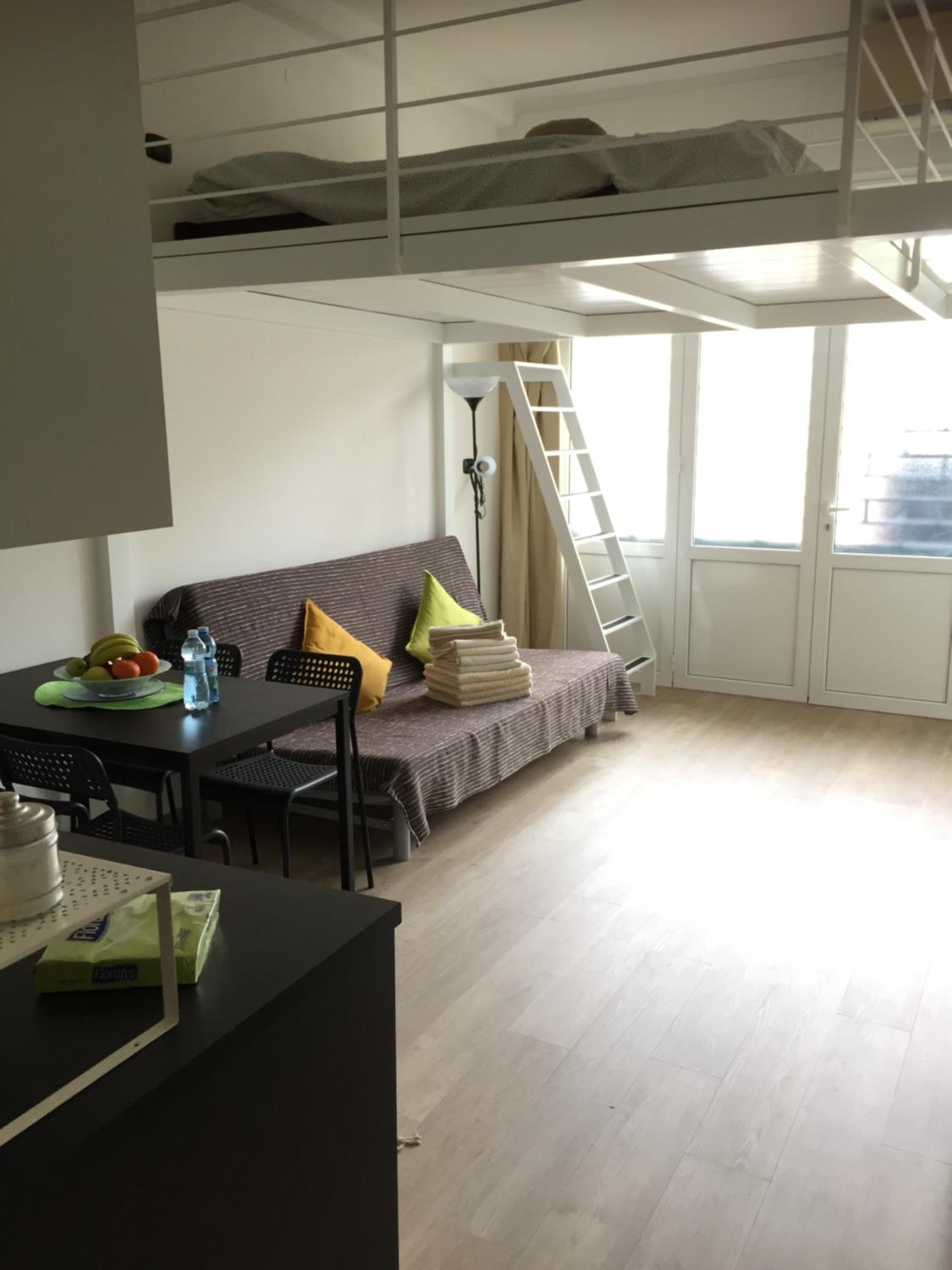 Studio Apartment photo 1