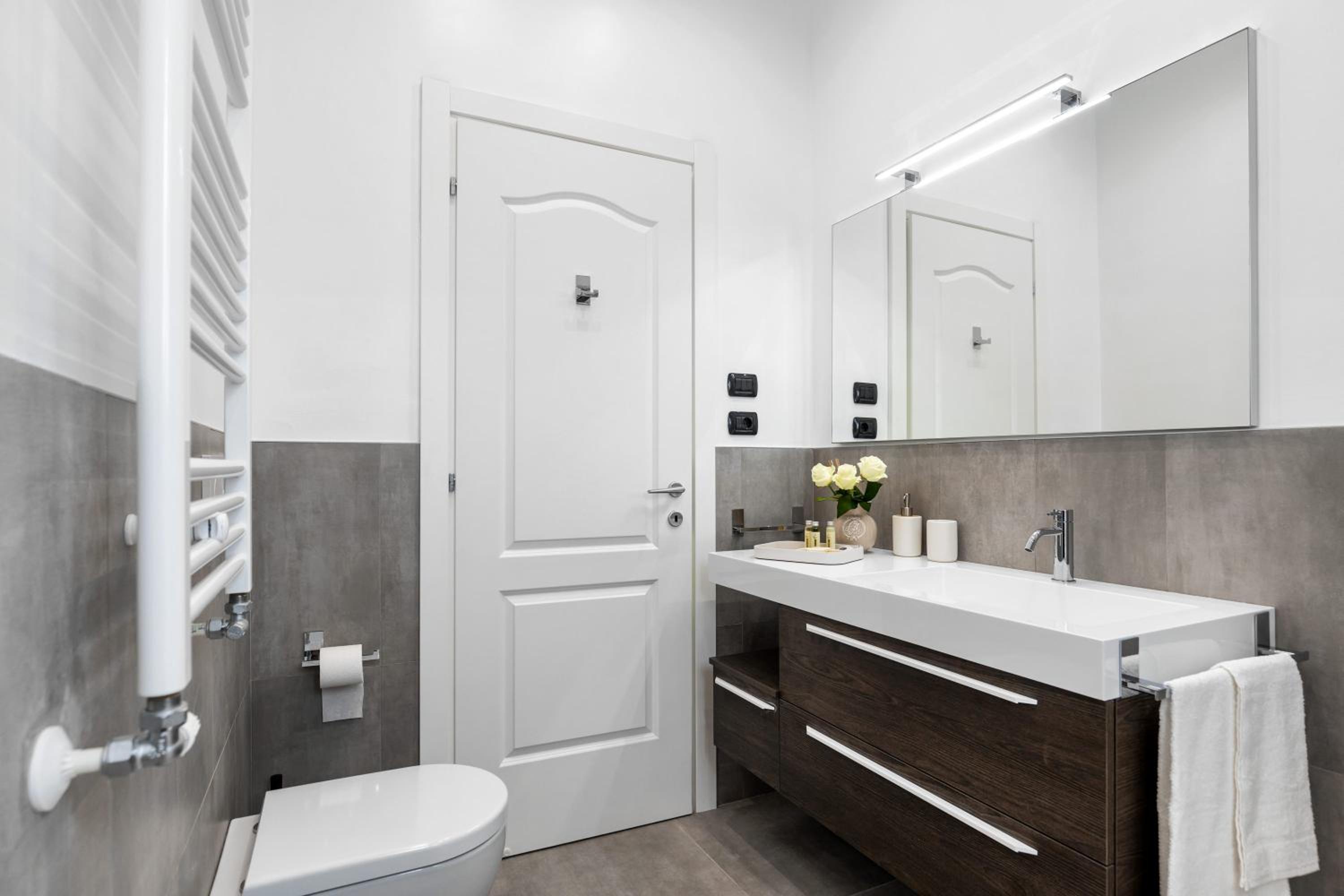 One-Bedroom Suite photo 2
