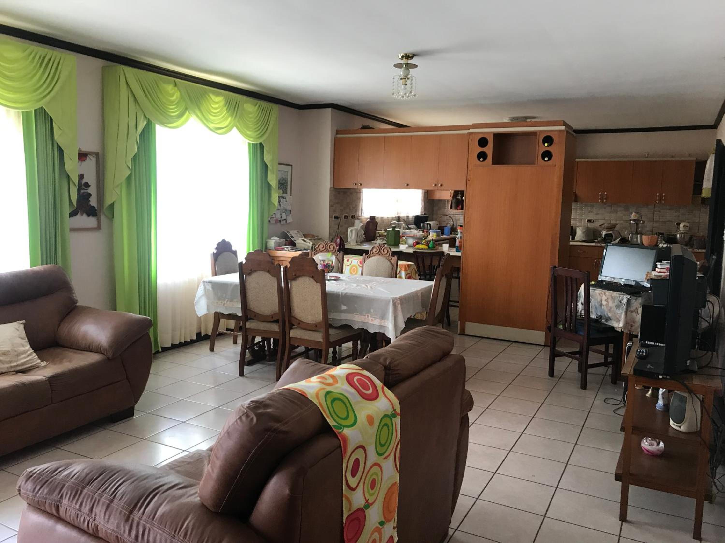 Standard Twin Room photo 2