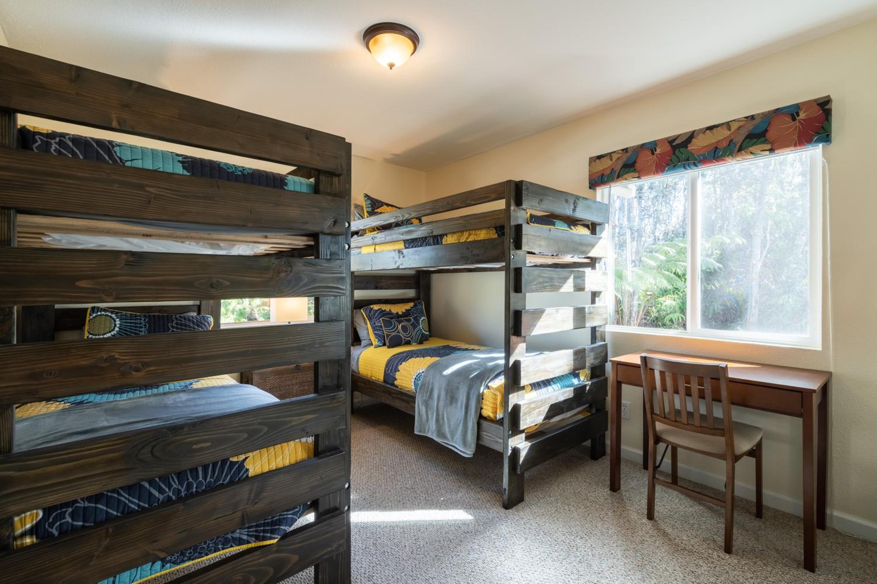 Three-Bedroom House photo 2