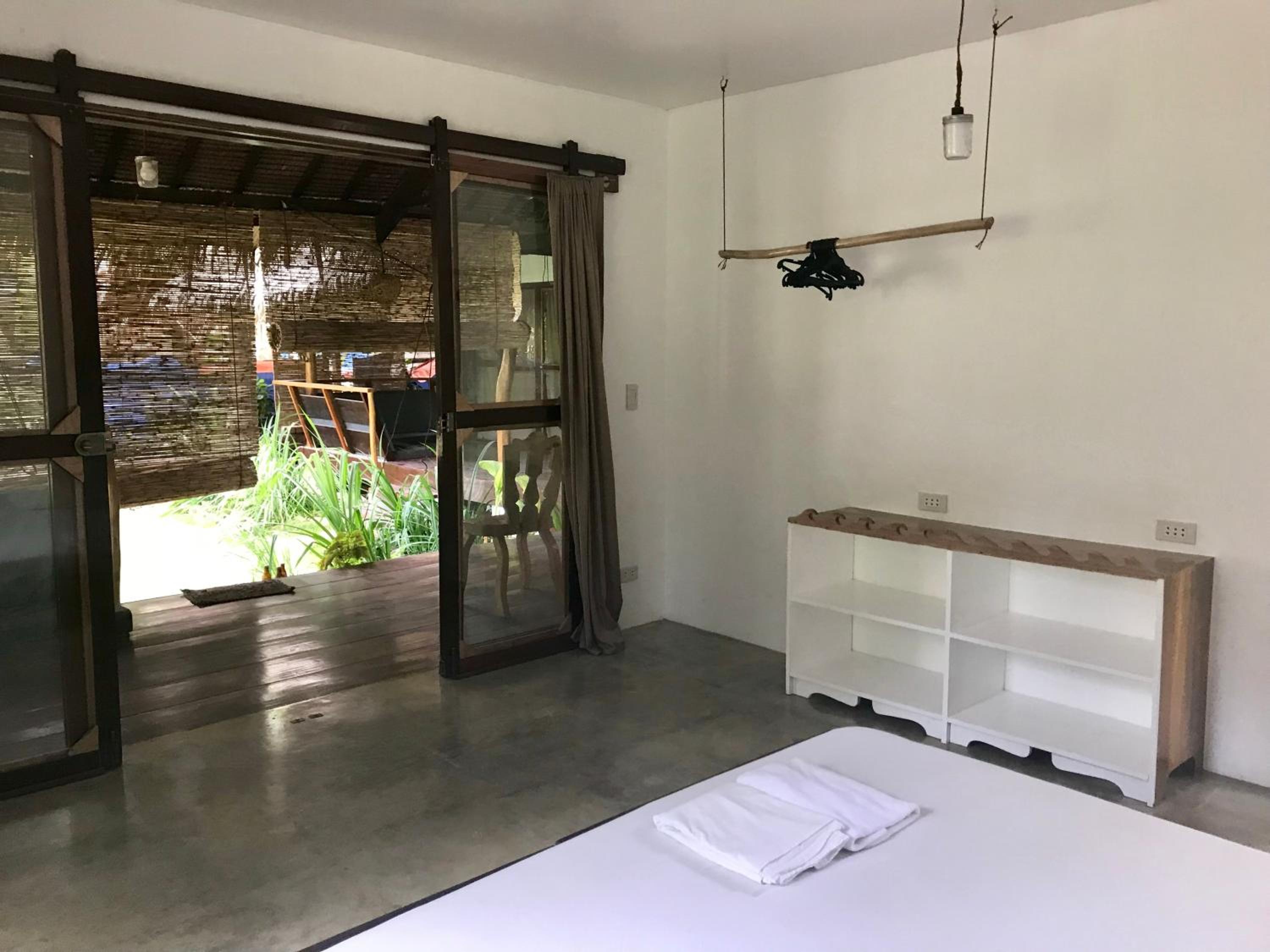 Queen Room with Balcony photo 1
