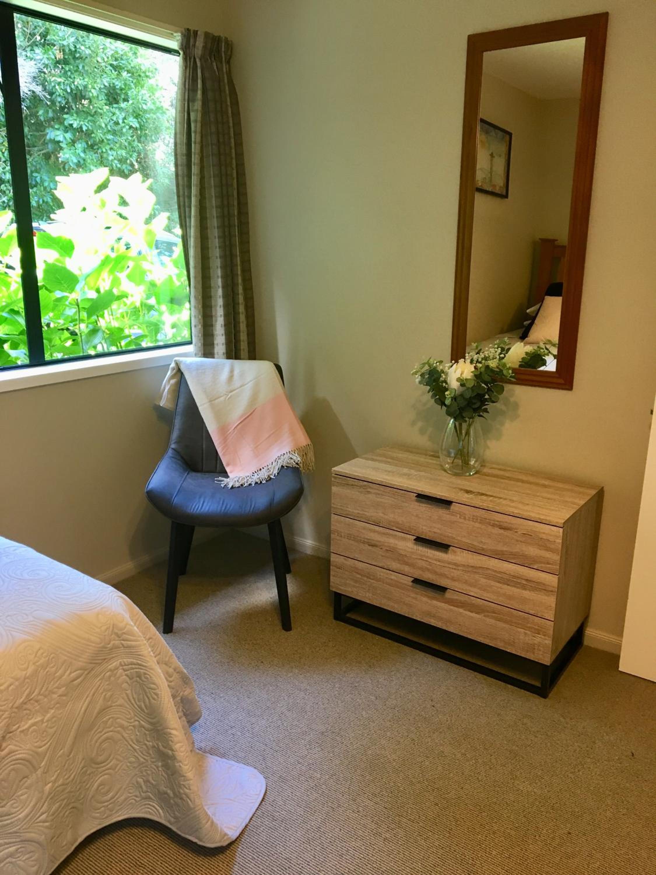 Two-Bedroom House - Photo 17