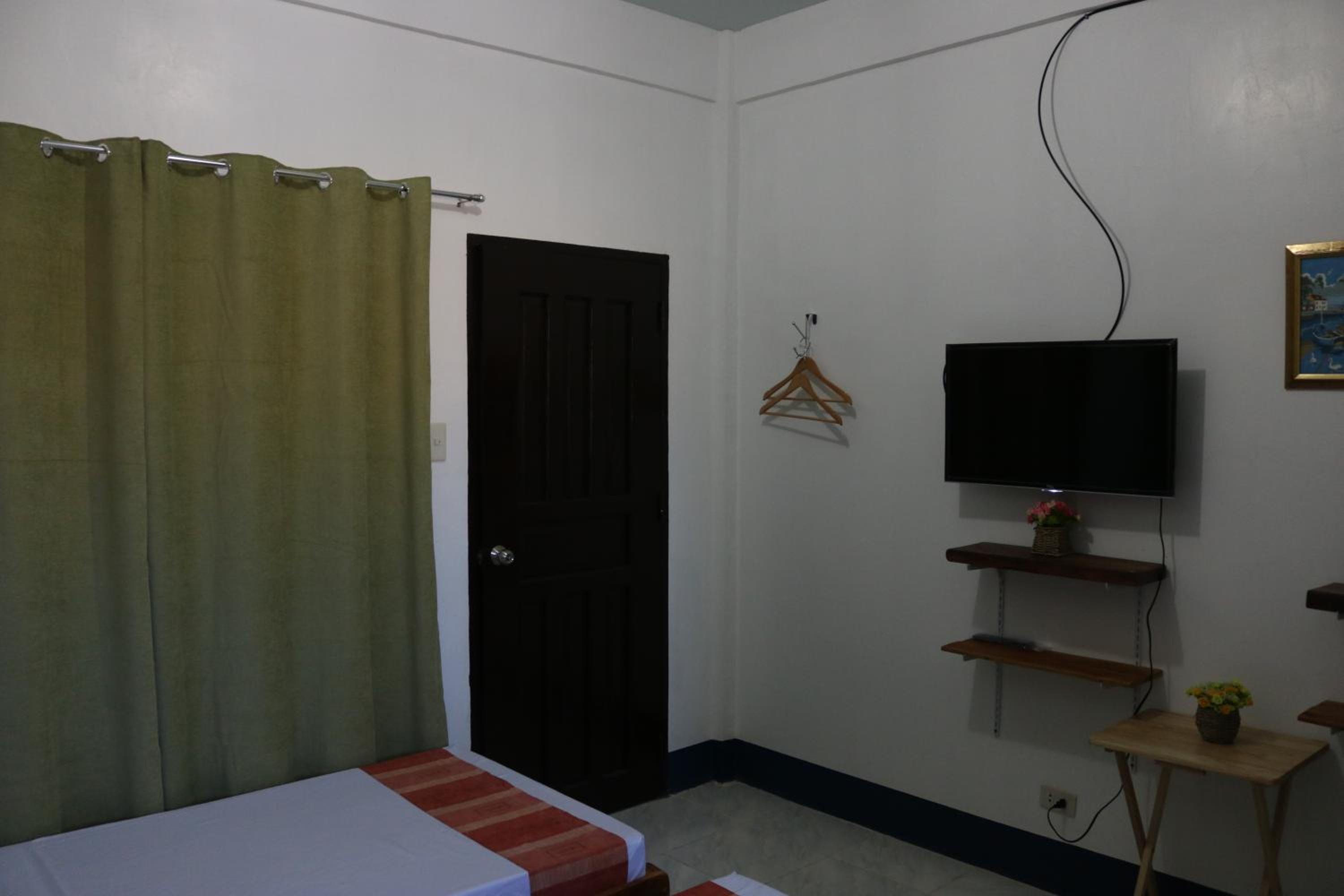 Standard Twin Room - Photo 5