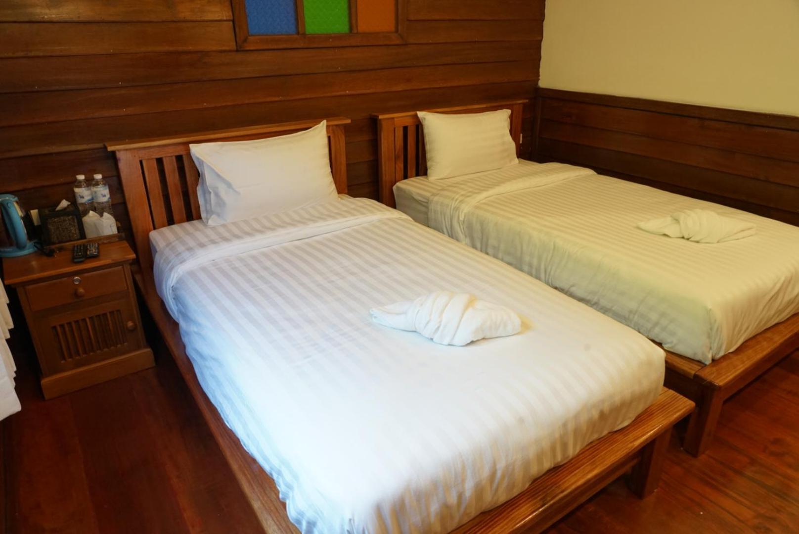 Superior Double Room with Two Double Beds photo 2