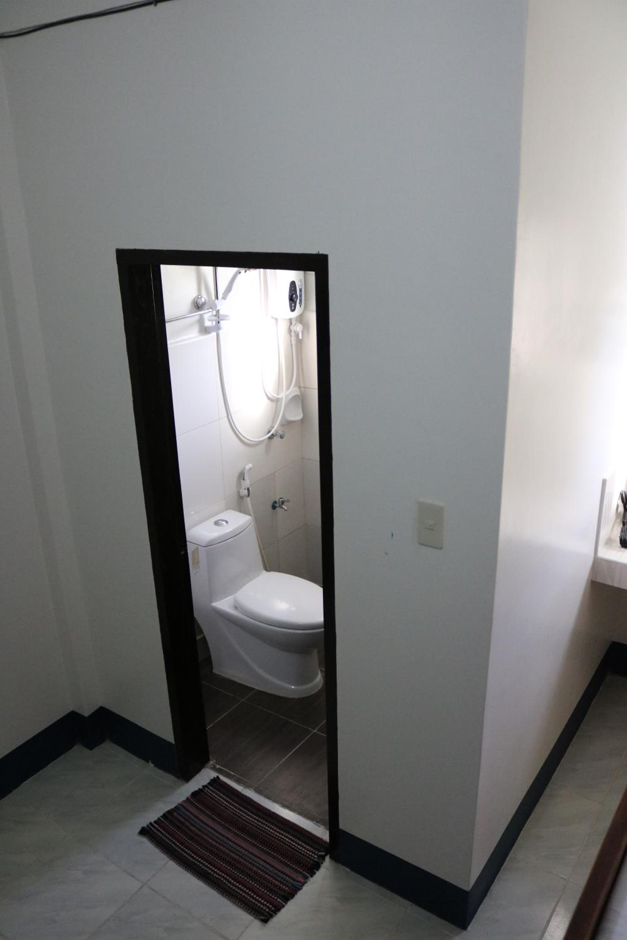 Standard Twin Room - Photo 2