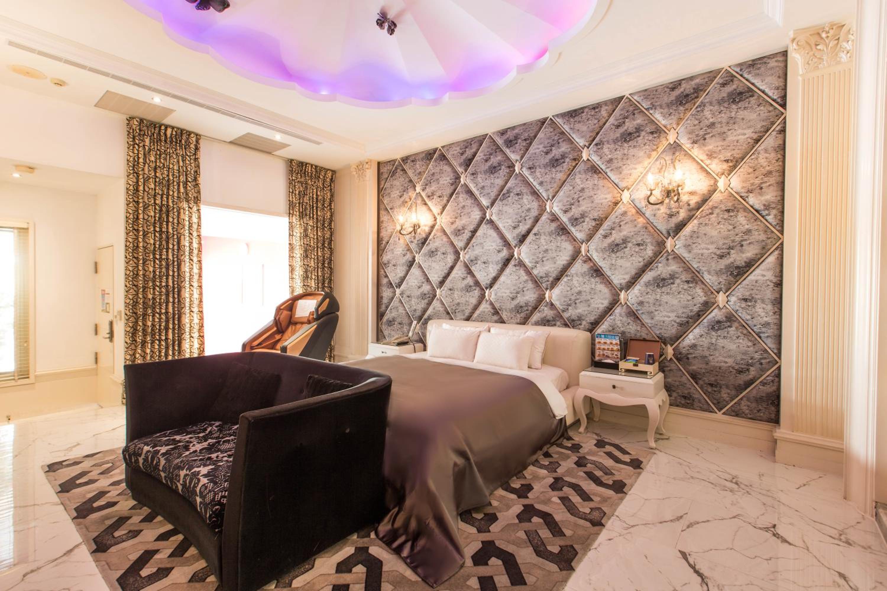 Deluxe Double Room - (Check-in after 20:00) photo 2