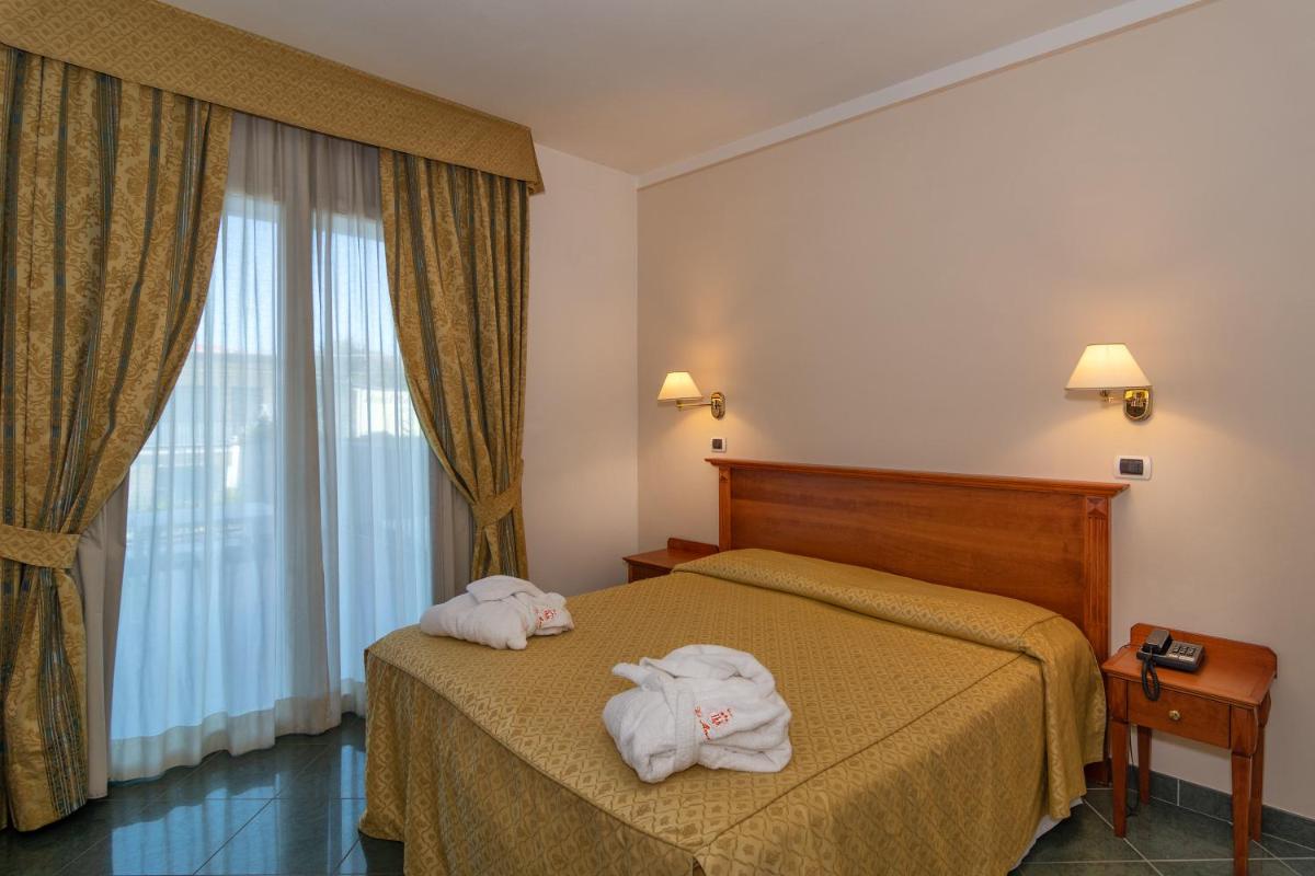 Superior Double Room photo 3